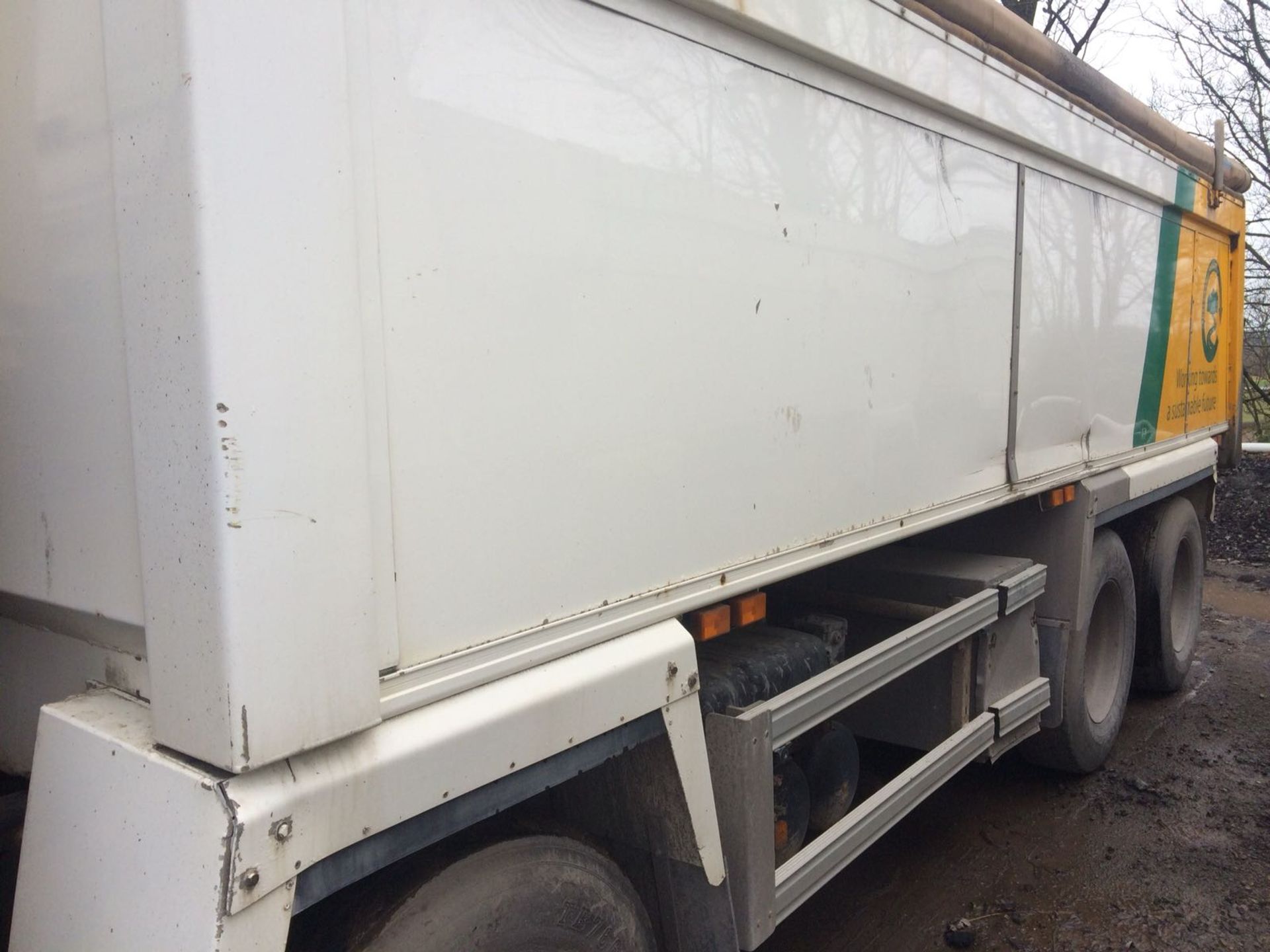 2011/60 REG MAN TGS WHITE DIESEL TIPPER LORRY, SHOWING 1 FORMER KEEPER *PLUS VAT* - Image 10 of 30