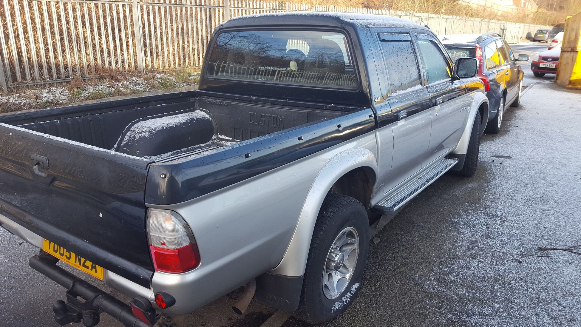 2005/05 REG MITSUBISHI L200 2.5TD 4LIFE 4WD BLACK/SILVER DIESEL PICK-UP *NO VAT* - Image 5 of 10