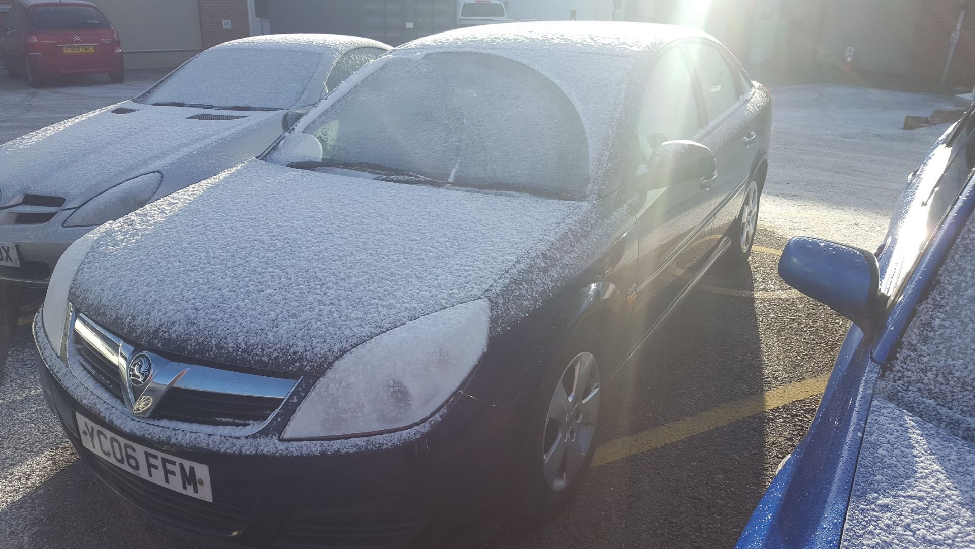 2006/06 REG VAUXHALL VECTRA CLUB CDTI 120 BLACK DIESEL 5 DOOR HATCHBACK *NO VAT* - Image 2 of 9