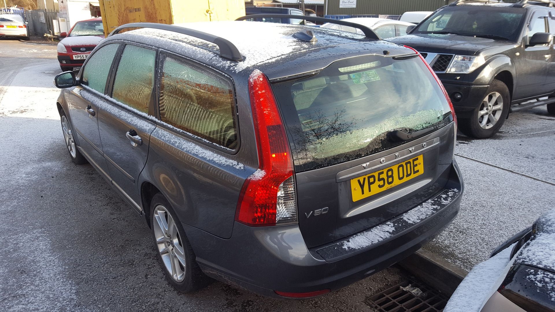 2008/58 REG VOLVO V50 SE DIESEL GREY ESTATE, SHOWING 3 FORMER KEEPERS *NO VAT* - Image 3 of 8