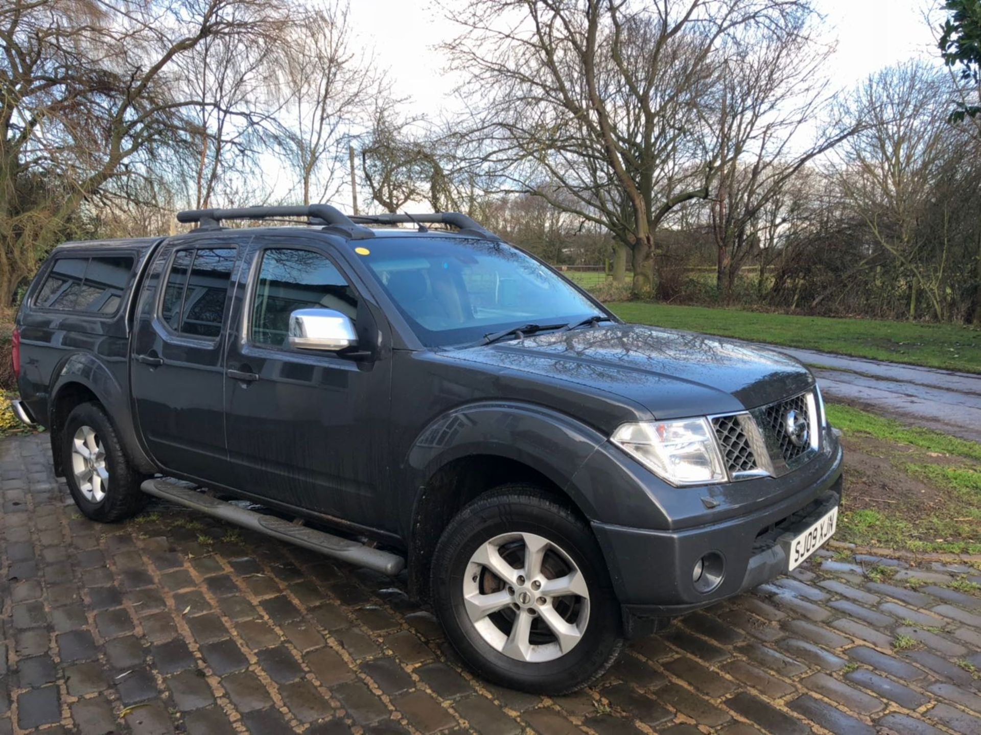 2009/09 REG NISSAN NAVARA OUTLAW DOUBLE CAB DCI DIESEL PICK-UP 2.5 MANUAL *NO VAT* - Image 2 of 7