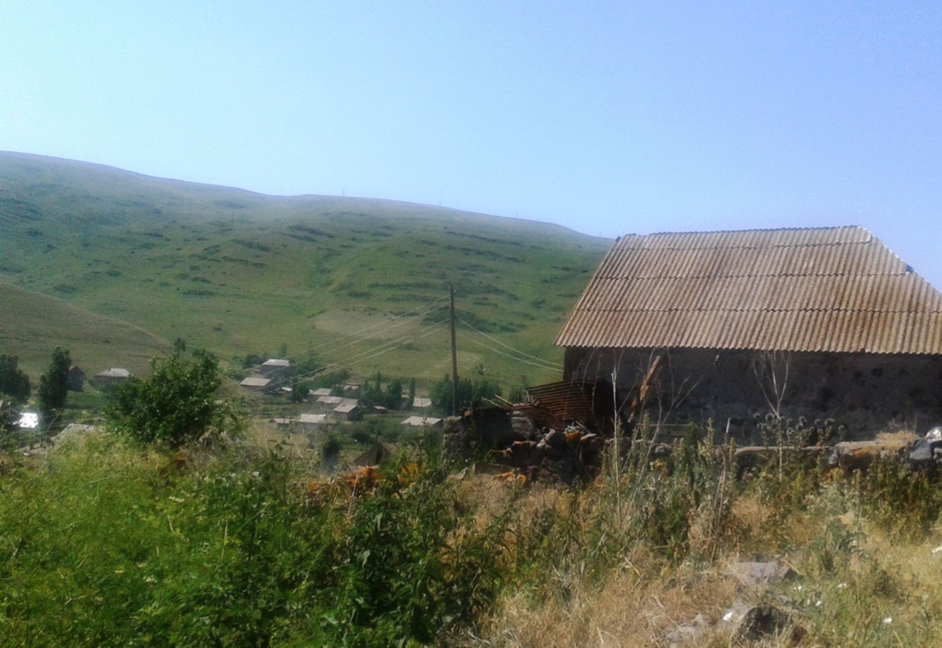 PROPERTY AND 1,600 SQM OF LAND IN DRAXTIK, ARMENIA CLOSE TO LAKE SEVAN - Image 4 of 12