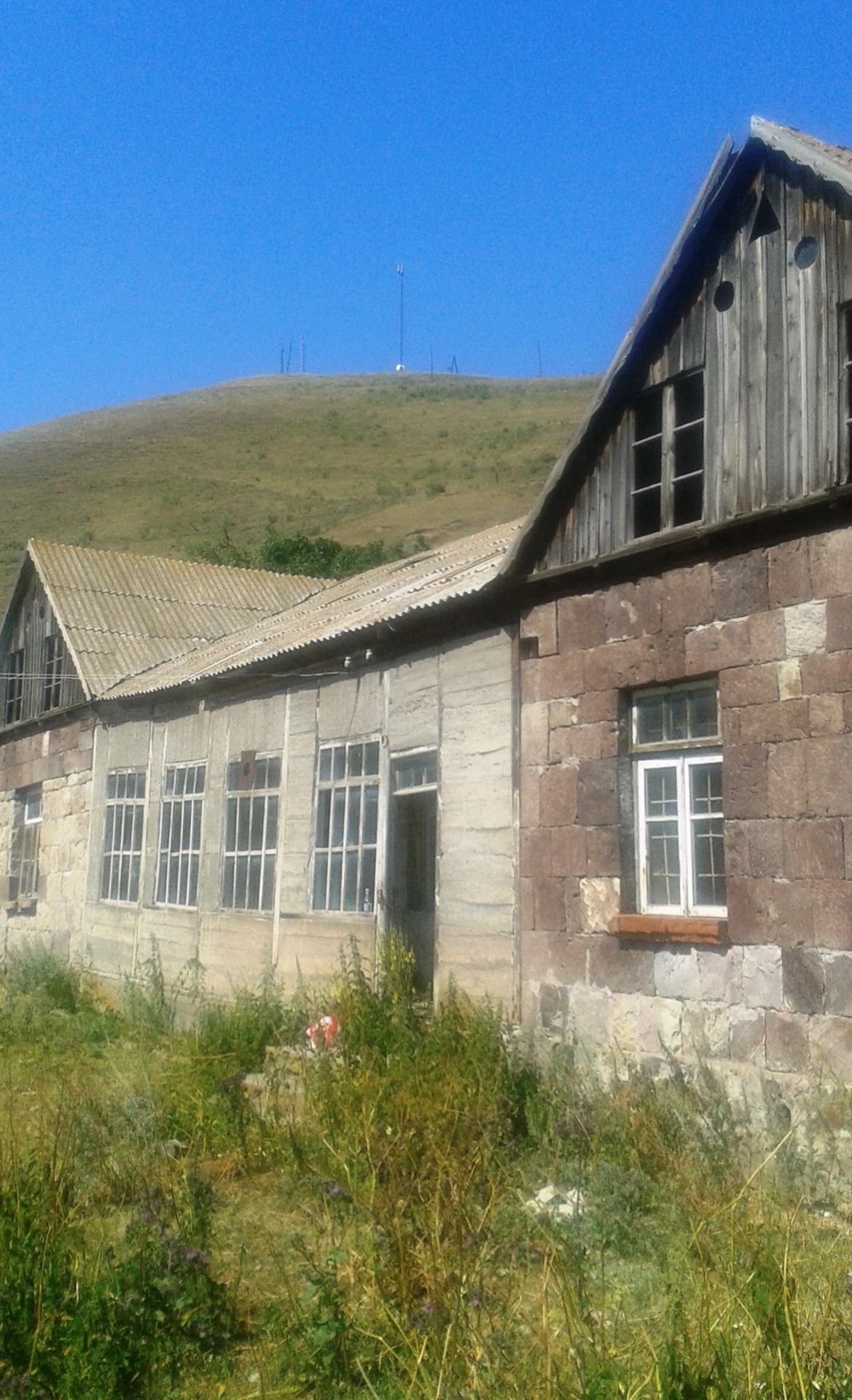 PROPERTY AND 1,600 SQM OF LAND IN DRAXTIK, ARMENIA CLOSE TO LAKE SEVAN - Image 6 of 12