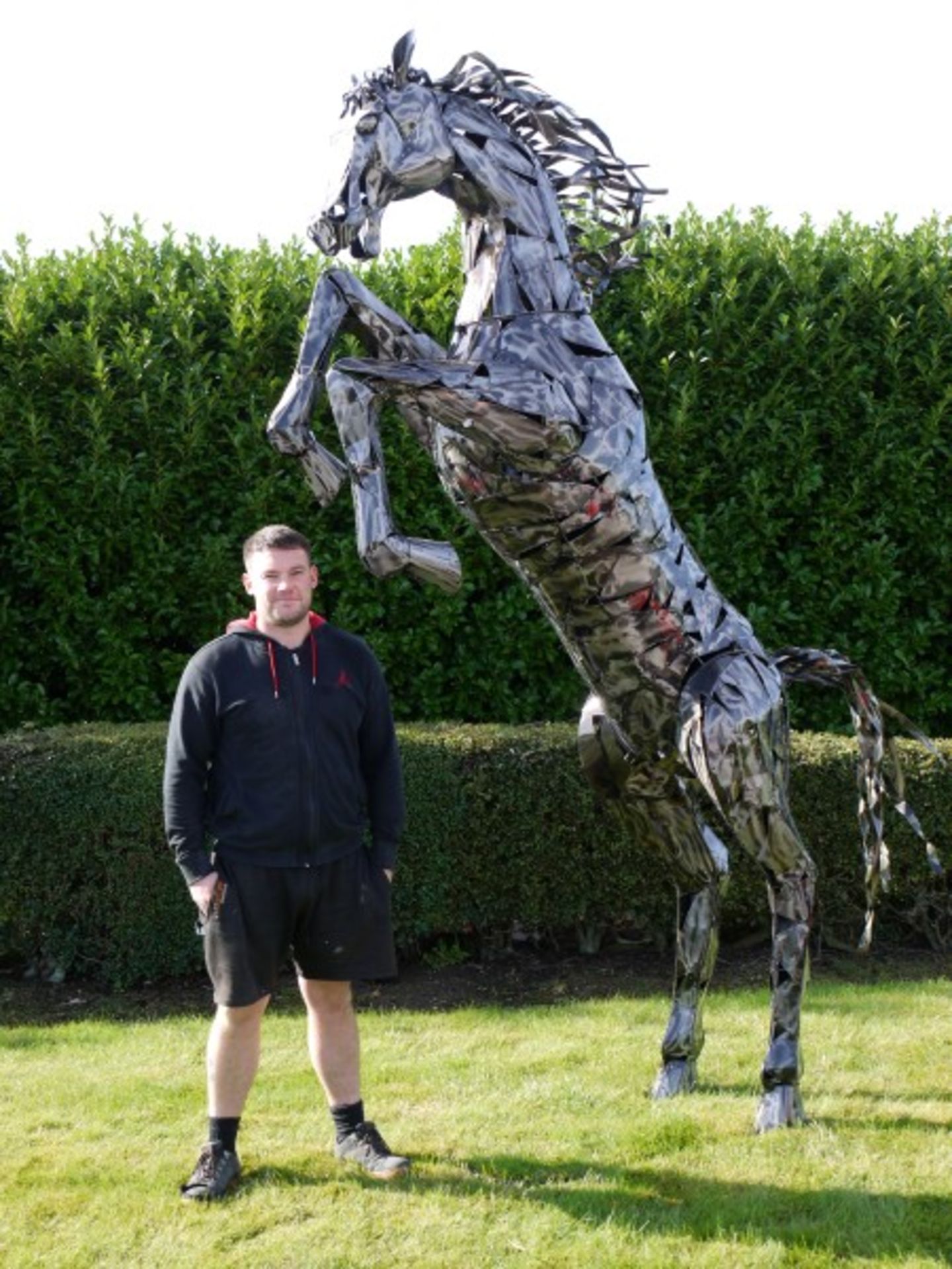 HUGE REARING HORSE STATUE 11FT HIGH - Image 3 of 5