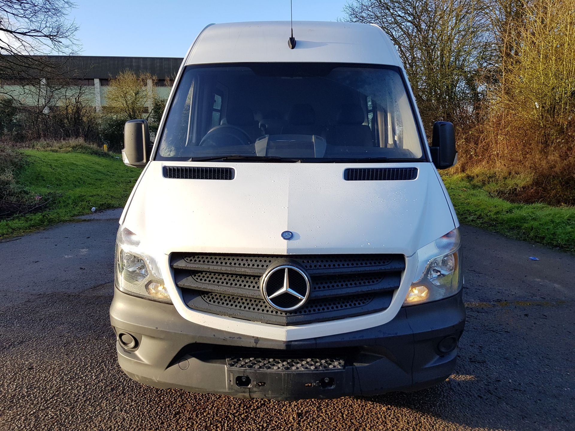 2015/15 REG MERCEDES-BENZ SPRINTER 313 CDI WHITE DIESEL 9 SEATER PANEL VAN, SHOWING 0 FORMER KEEPERS - Image 2 of 19