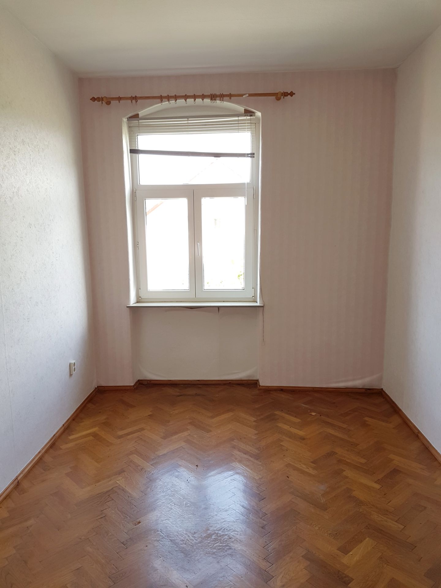 TWO NEIGHBOURING BLOCKS IN GERMANY – OVER 50 ROOMS! *NO RESERVE* - Image 106 of 127