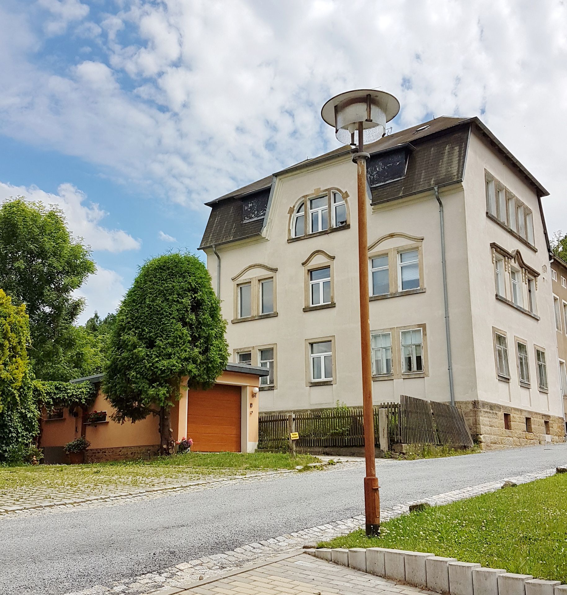 TWO NEIGHBOURING BLOCKS IN GERMANY – OVER 50 ROOMS! *NO RESERVE* - Image 127 of 127