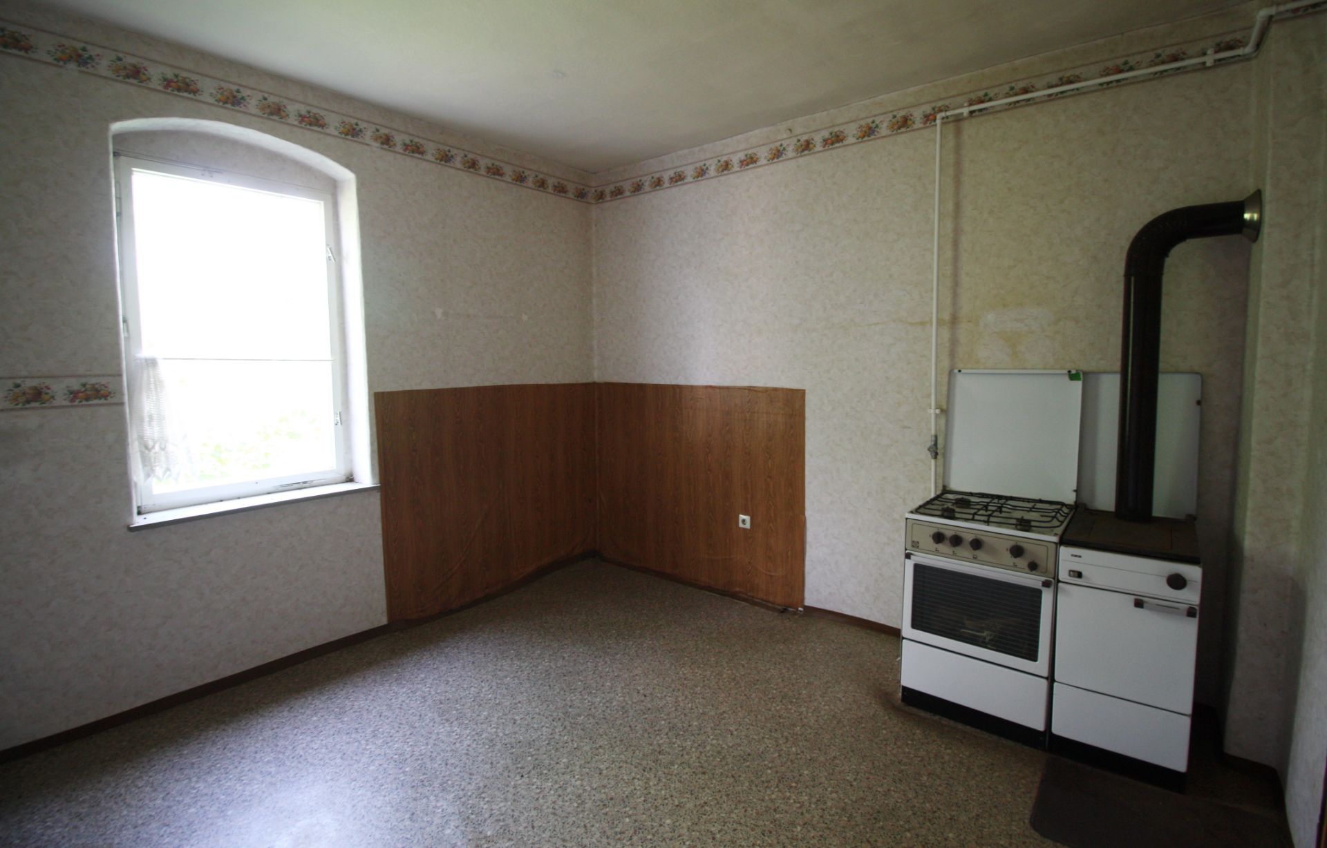 TWO NEIGHBOURING BLOCKS IN GERMANY – OVER 50 ROOMS! *NO RESERVE* - Image 66 of 127