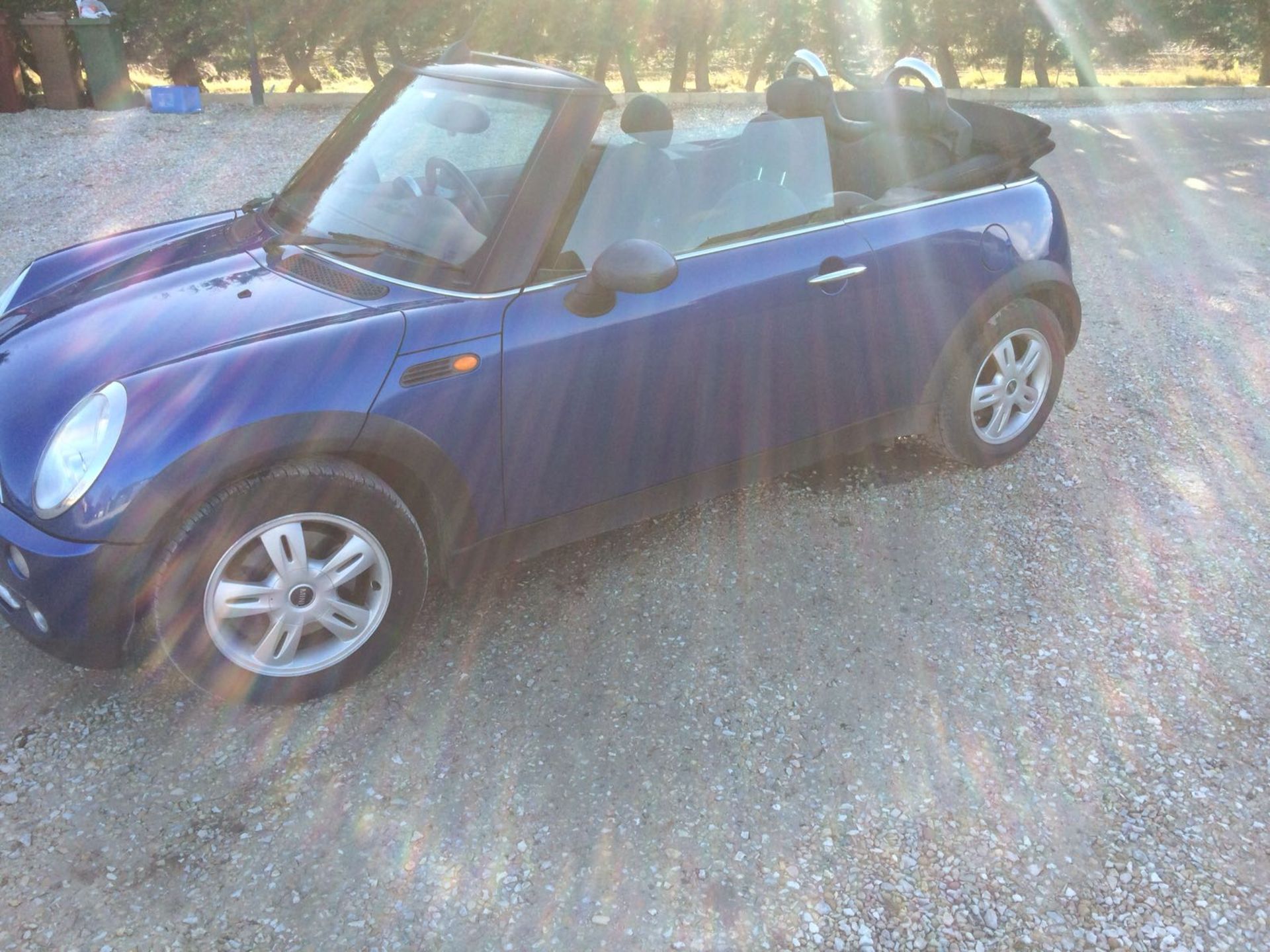 2006/06 REG MINI ONE 1.6 PETROL BLUE CONVERTIBLE, 5 SPEED MANUAL GEARBOX *NO VAT* - Image 15 of 16