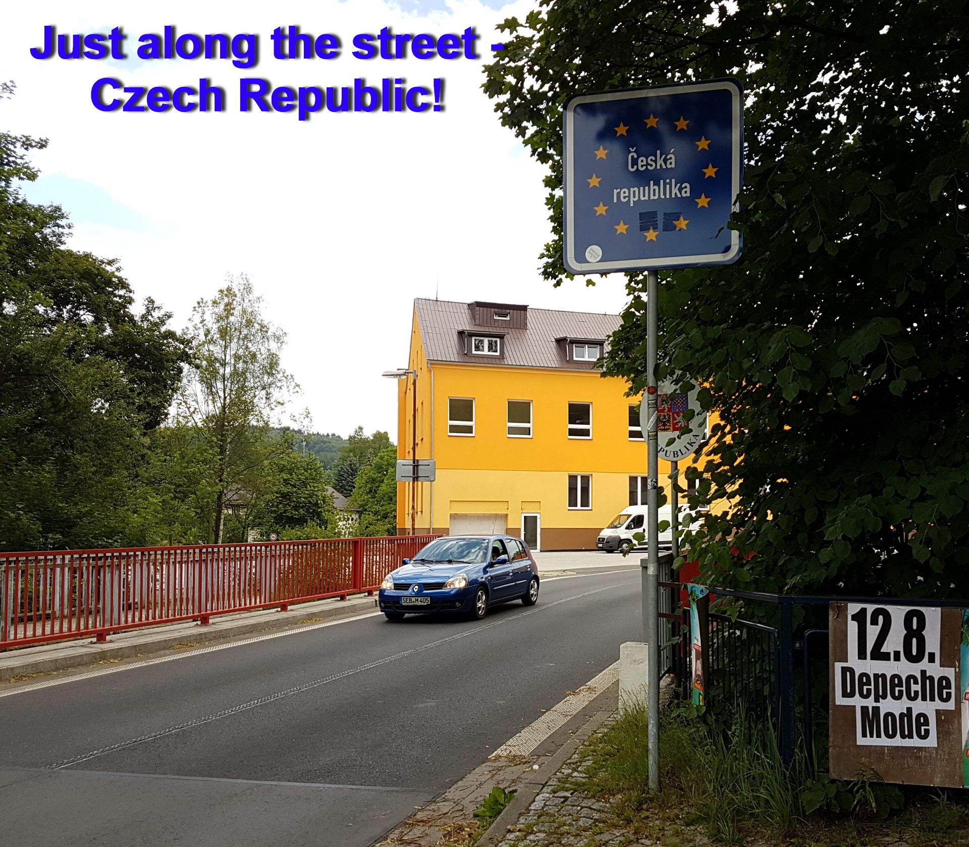 TWO NEIGHBOURING BLOCKS IN GERMANY – OVER 50 ROOMS! *NO RESERVE* - Image 46 of 127