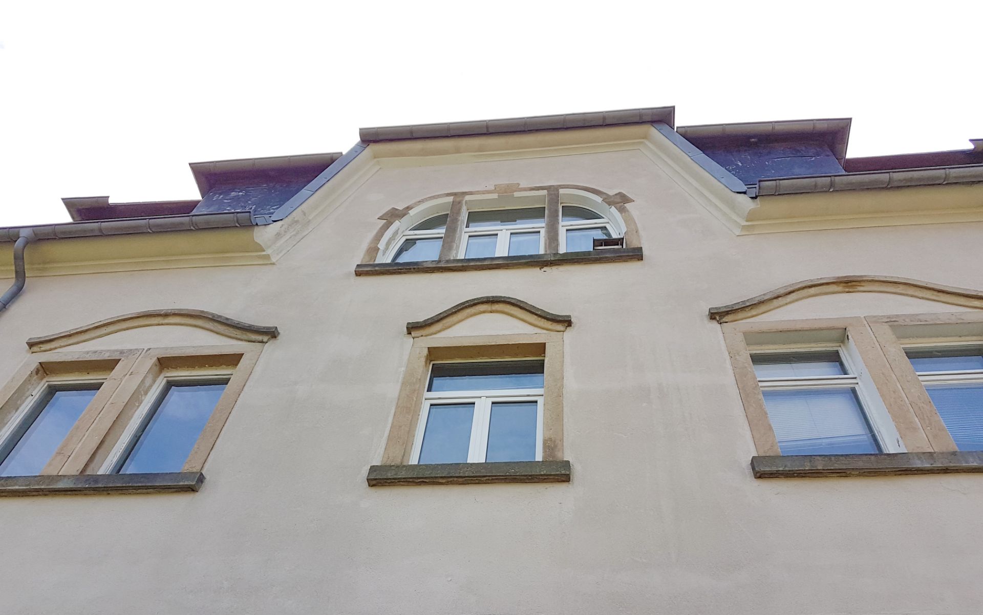 TWO NEIGHBOURING BLOCKS IN GERMANY – OVER 50 ROOMS! *NO RESERVE* - Image 72 of 127