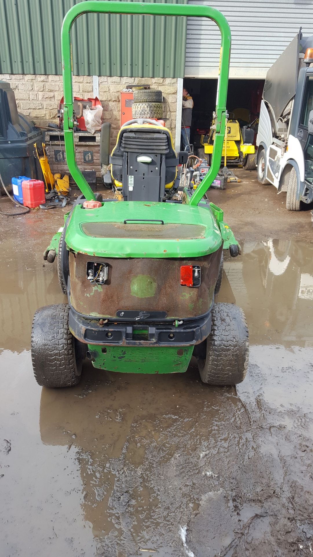 2006 JOHN DEERE 1545 RIDE ON LAWN MOWER, EX GATESHEAD COUNCIL *PLUS VAT* - Image 3 of 8