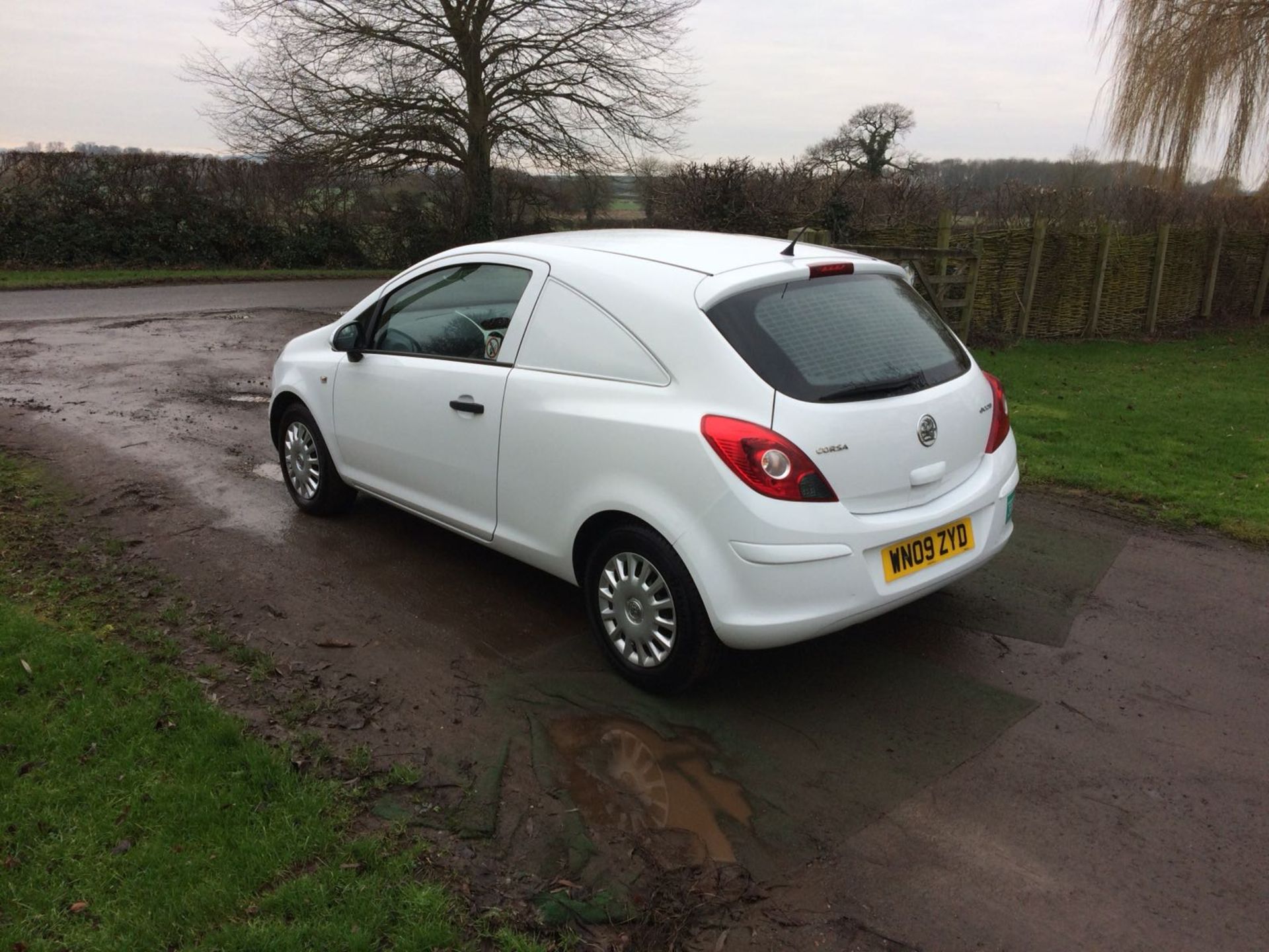 2009/09 REG VAUXHALL CORSA CDTI CAR DERIVED VAN ONE OWNER - Image 3 of 13