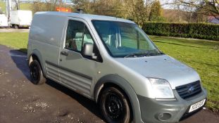 2010/10 REG FORD TRANSIT CONNECT 75 T220 1.8 DIESEL SILVER PANEL VAN, SHOWING 0 FORMER KEEPERS