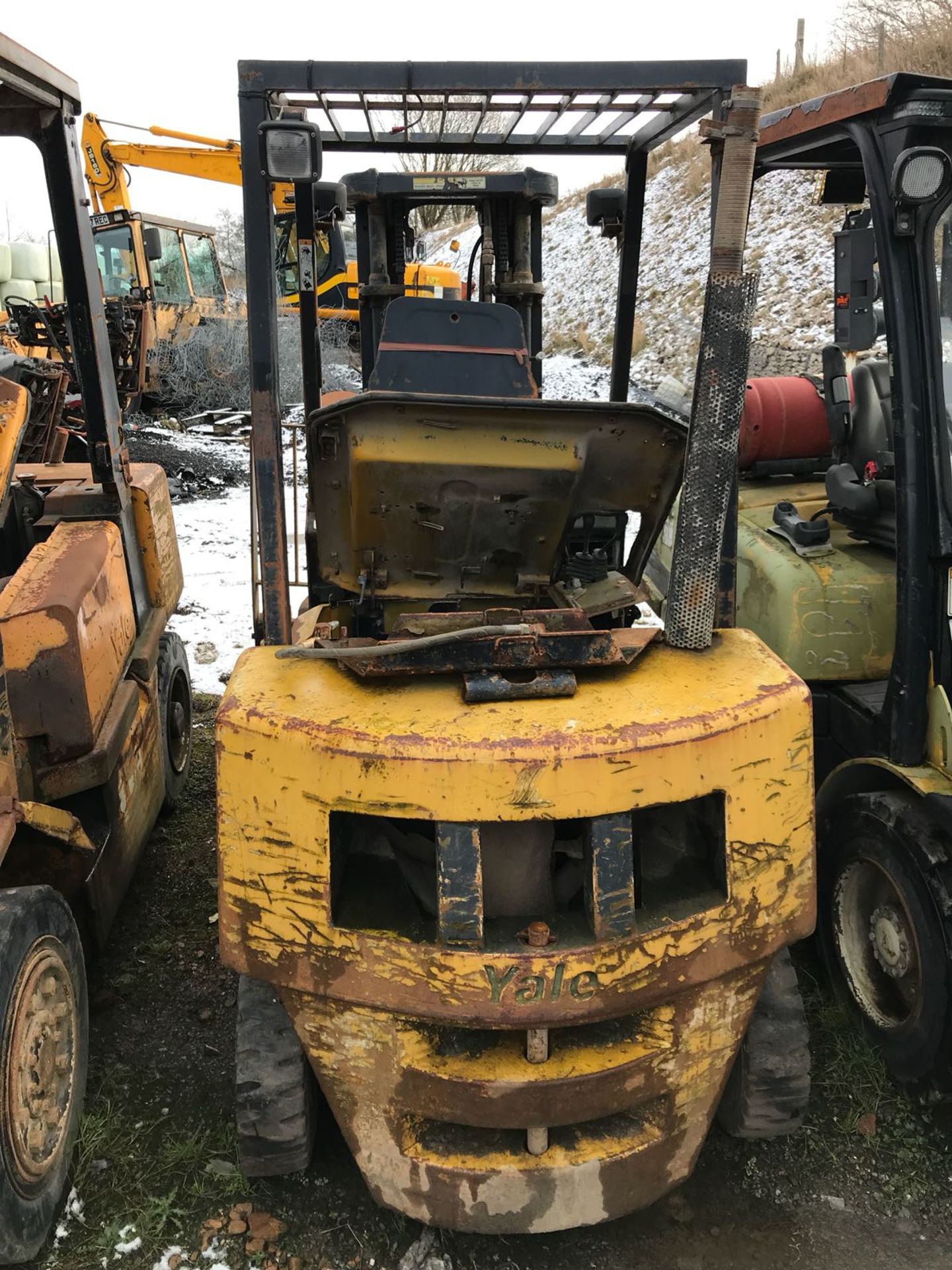 UNKNOWN YEAR YALE GLP25R8 GAS FORKLIFT - SELLING AS SPARES / REPAIRS *PLUS VAT* - Bild 3 aus 4