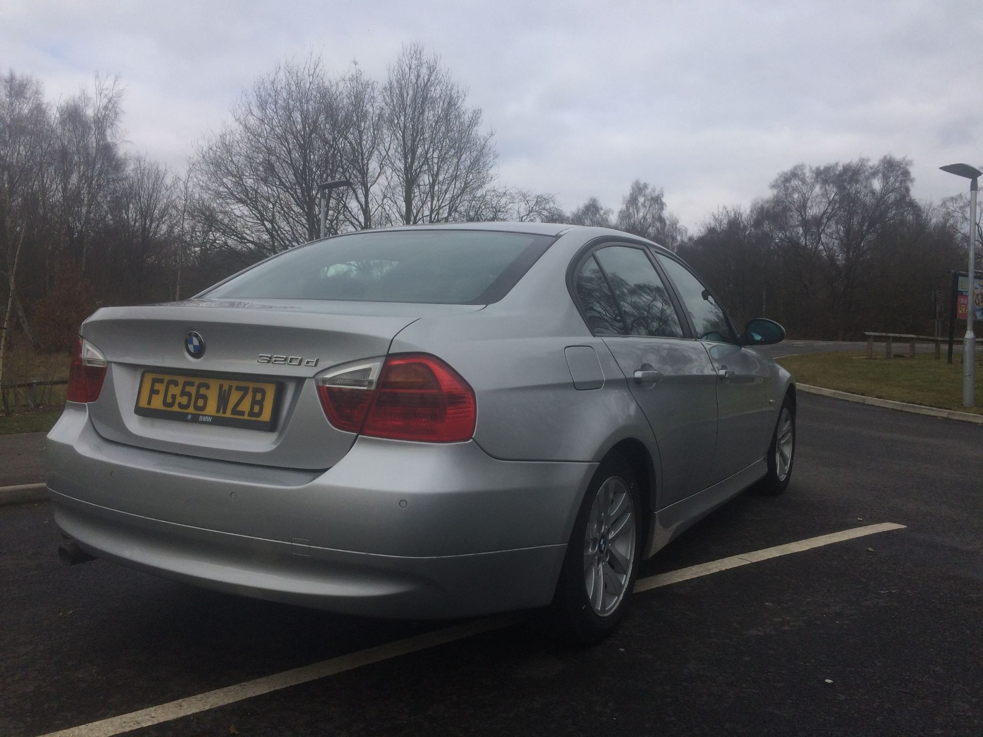 2006/56 REG BMW 320D SE GREY 2.0 DIESEL 4 DOOR SALOON *NO VAT* - Image 6 of 14