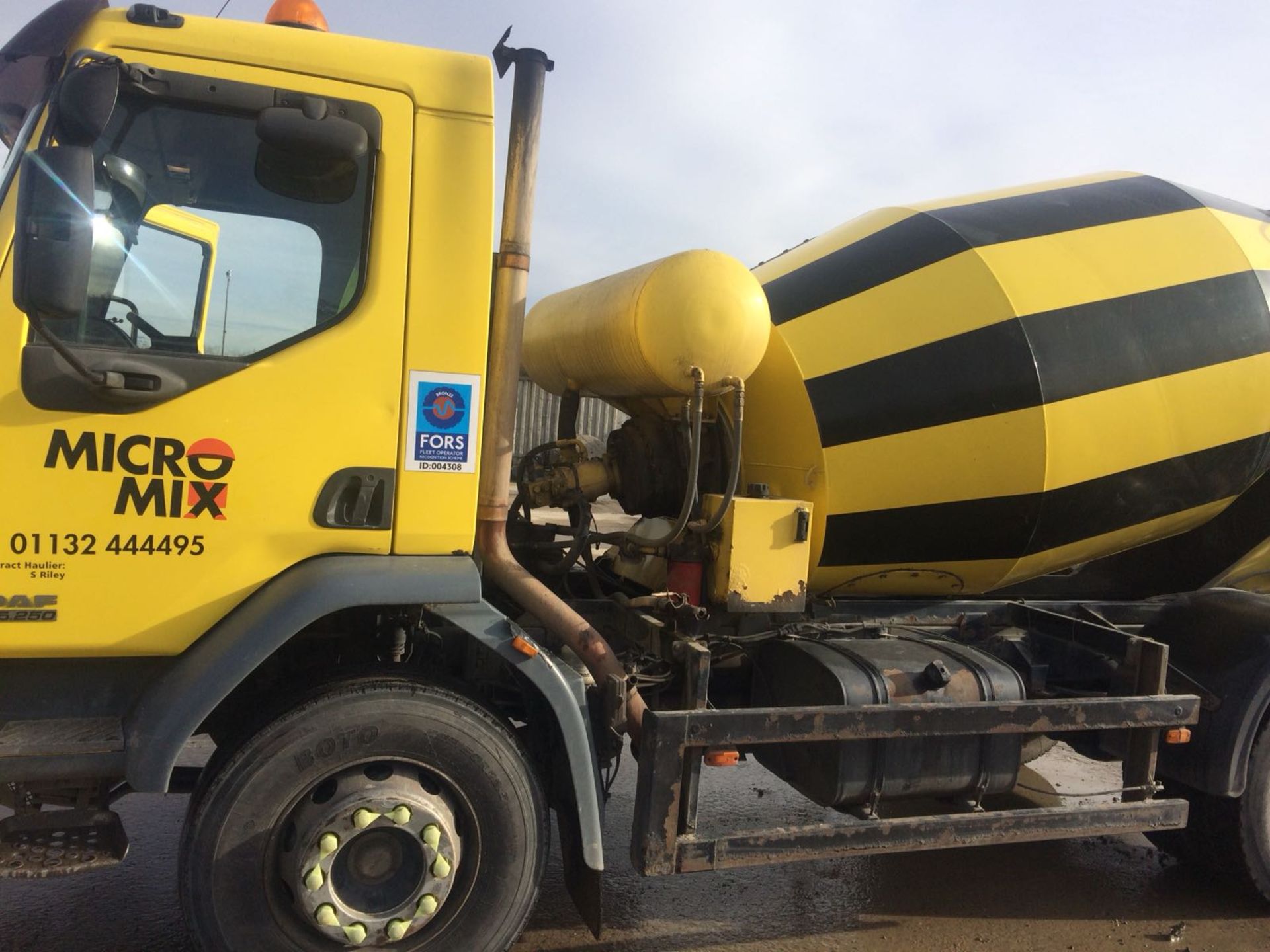 2006/06 REG DAF TRUCKS FA LF55.250 YELLOW/BLACK DIESEL CONCRETE MIXER *PLUS VAT* - Image 4 of 19