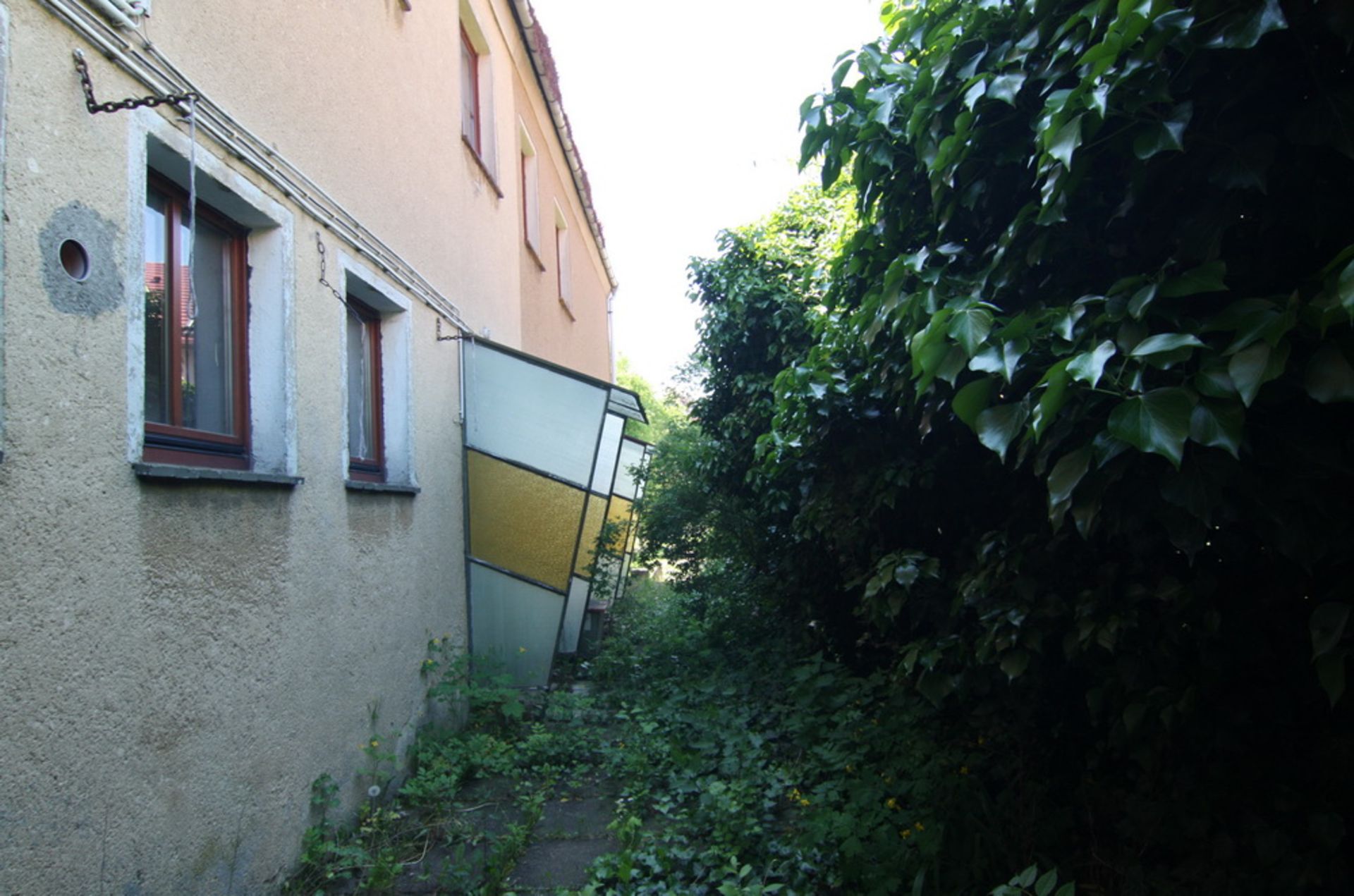 LARGE HOUSING BLOCK HORNSOMMEM, GERMANY READY TO MOVE INTO FREEHOLD VACANT POSSESSION - Image 39 of 91