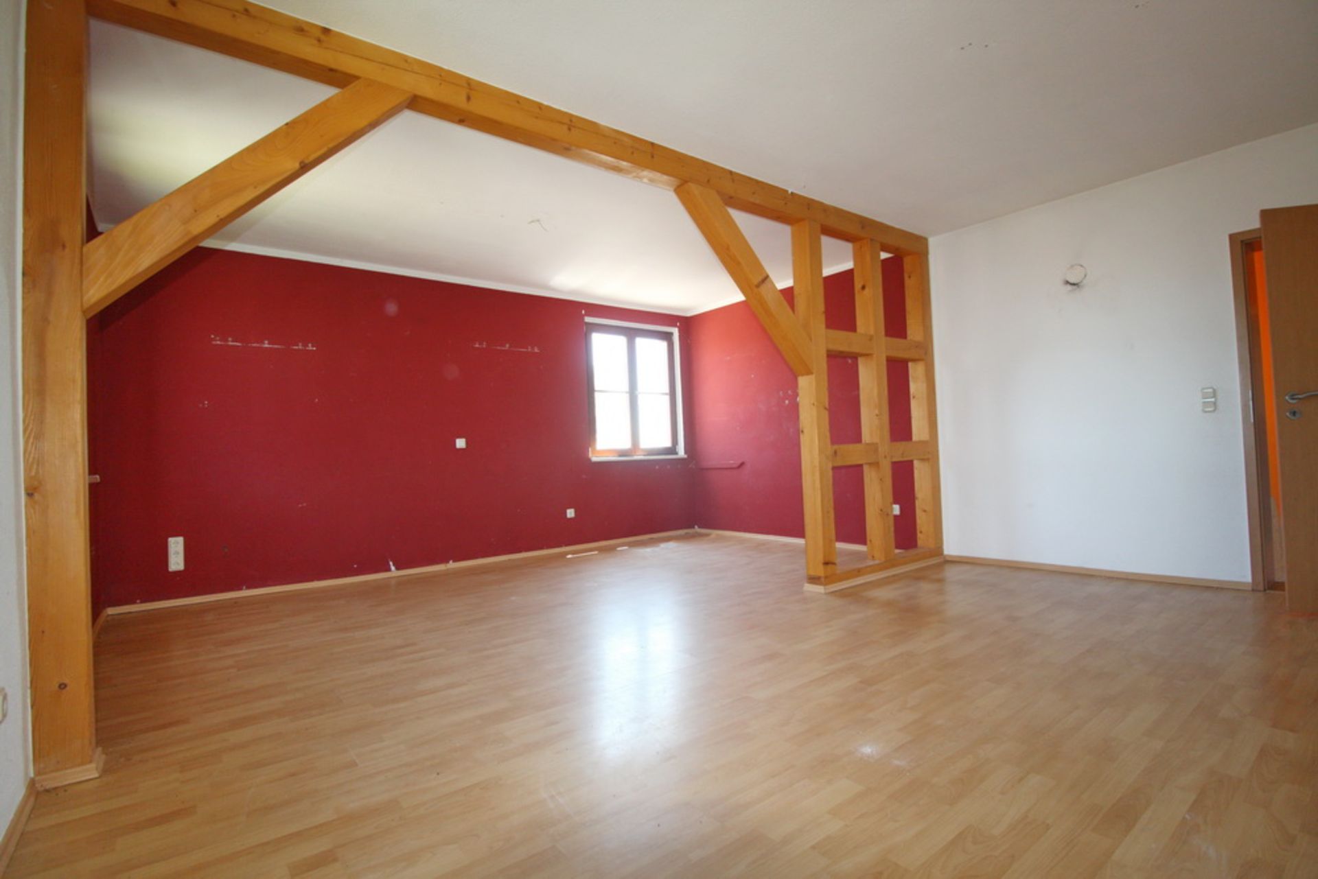 LARGE HOUSING BLOCK HORNSOMMEM, GERMANY READY TO MOVE INTO FREEHOLD VACANT POSSESSION - Image 7 of 91