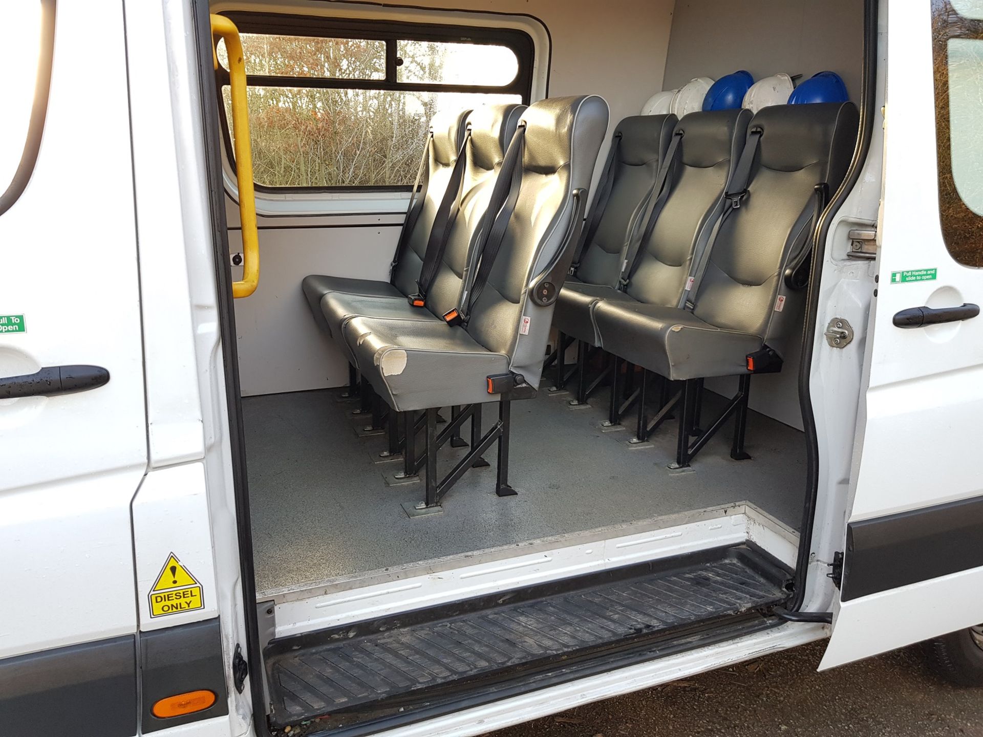 2015/15 REG MERCEDES-BENZ SPRINTER 313 CDI WHITE DIESEL 9 SEATER PANEL VAN, SHOWING 0 FORMER KEEPERS - Image 8 of 19