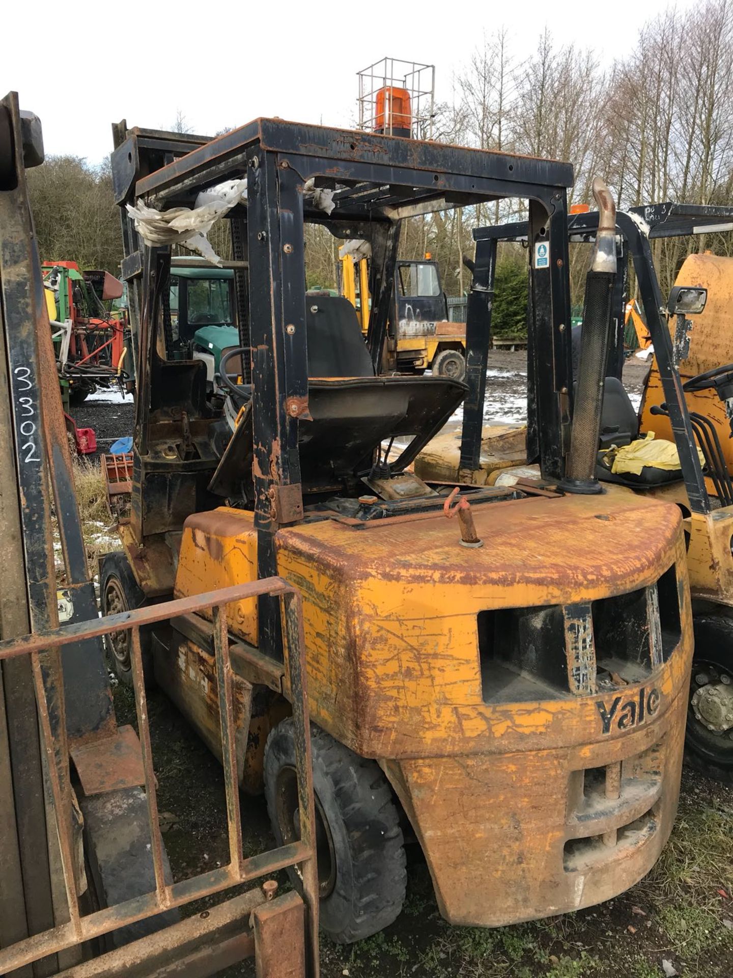 1995 YALE JUNGHEINRICH DFG 40 4 TON DIESEL FORKLIFT - SELLING AS SPARES / REPAIRS *PLUS VAT* - Image 2 of 8