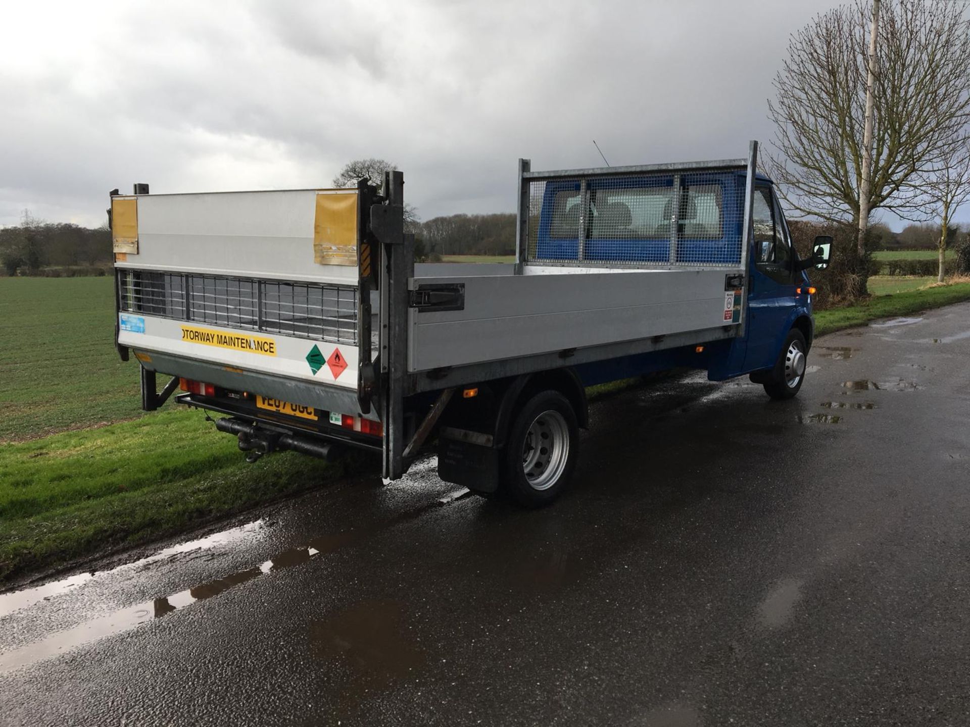 2007/07 REG FORD TRANSIT 115 T350L RWD DIESEL BLUE DROPSIDE LORRY WITH TAIL LIFT *NO VAT* - Image 5 of 10