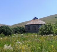 PROPERTY AND 2,280 SQM OF LAND IN DRAXTIK, ARMENIA CLOSE TO LAKE SEVAN