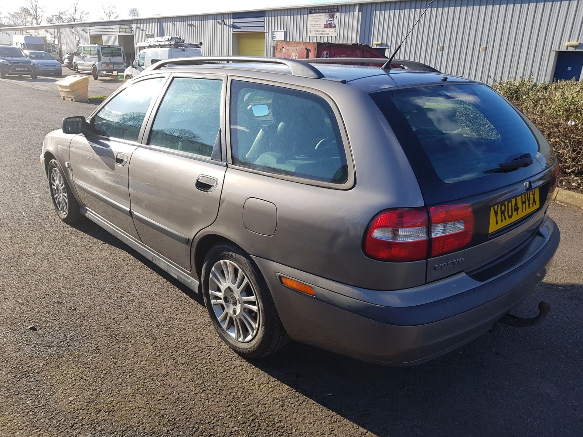 2004/04 REG VOLVO V40 S GREY DIESEL ESTATE 1.9, SHOWING 2 FORMER KEEPERS *NO VAT* - Bild 4 aus 22