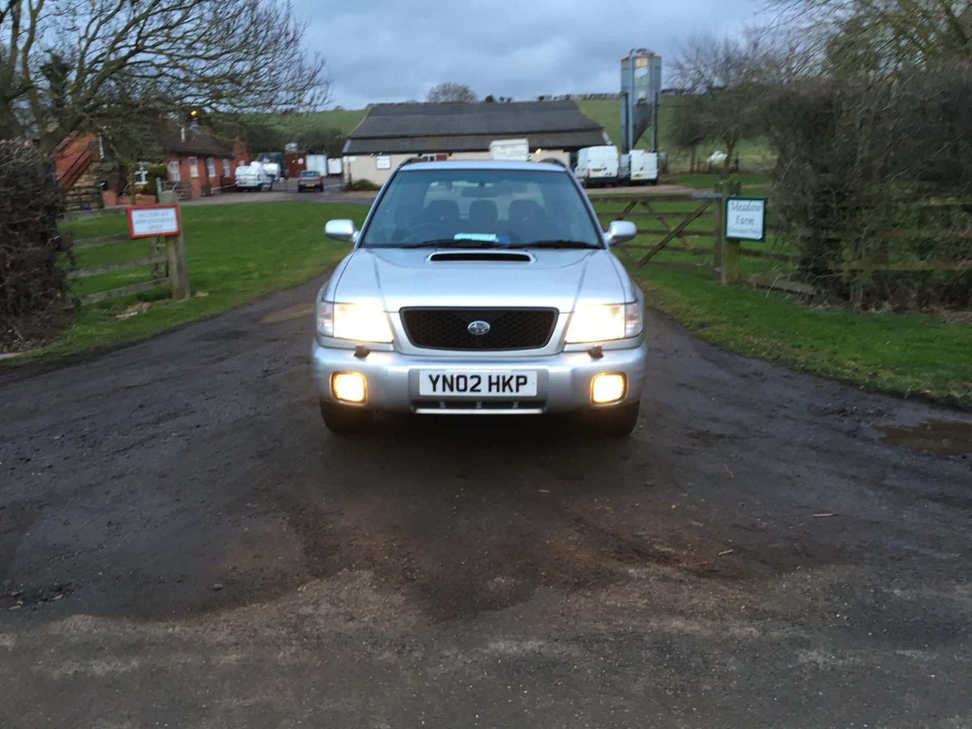 2002/02 REG SUBARU FORESTER S TURBO AWD AUTOMATIC 2.0 PETROL SILVER ESTATE *NO VAT* - Image 2 of 13