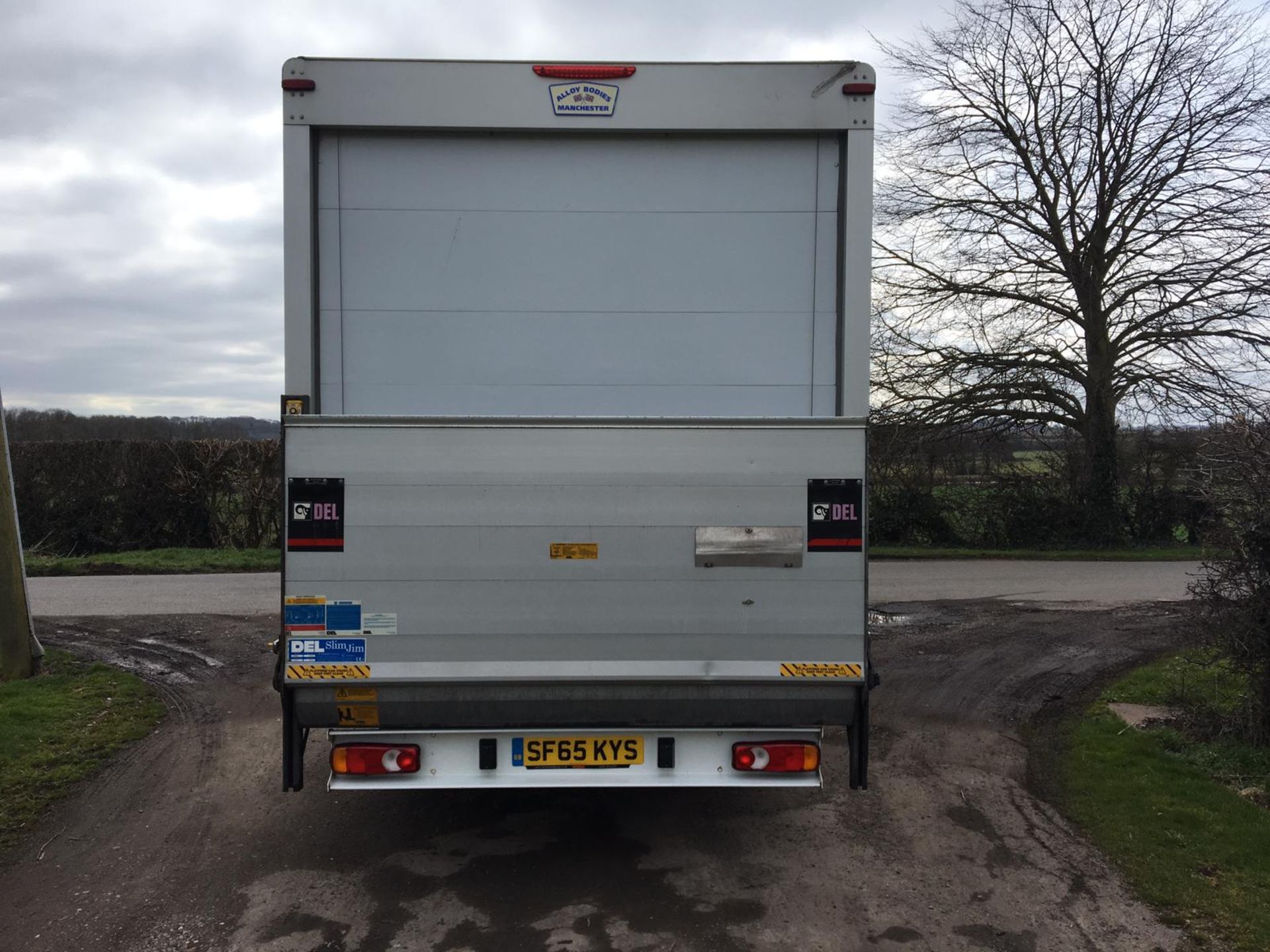 2015/65 REG CITROEN RELAY 35 HEAVY L4 HDI WHITE DIESEL LUTON VAN, SHOWING 0 FORMER KEEPERS *NO VAT* - Image 6 of 11