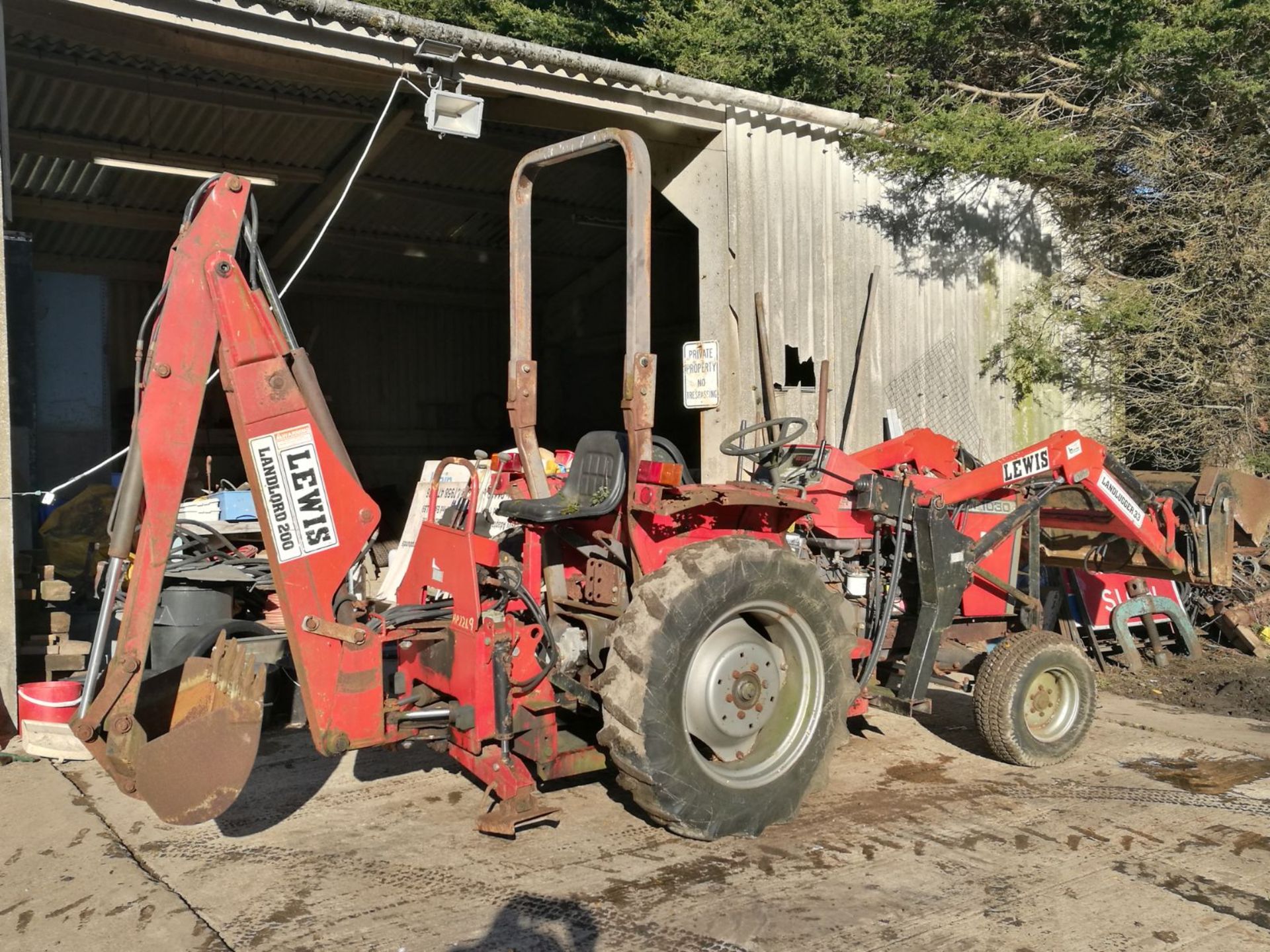 MASSEY FERGUSON 1030 COMPACT TRACTOR *PLUS VAT* - Image 4 of 8