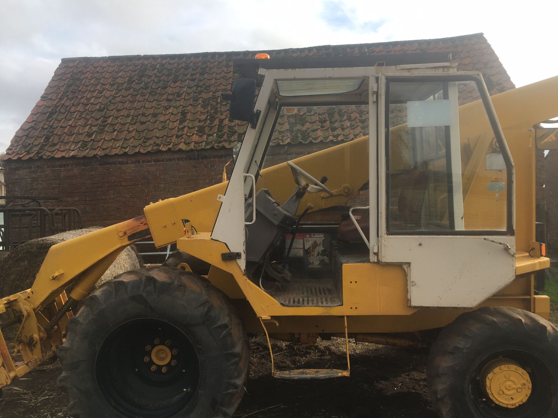 JCB 525B TELEHANDLER