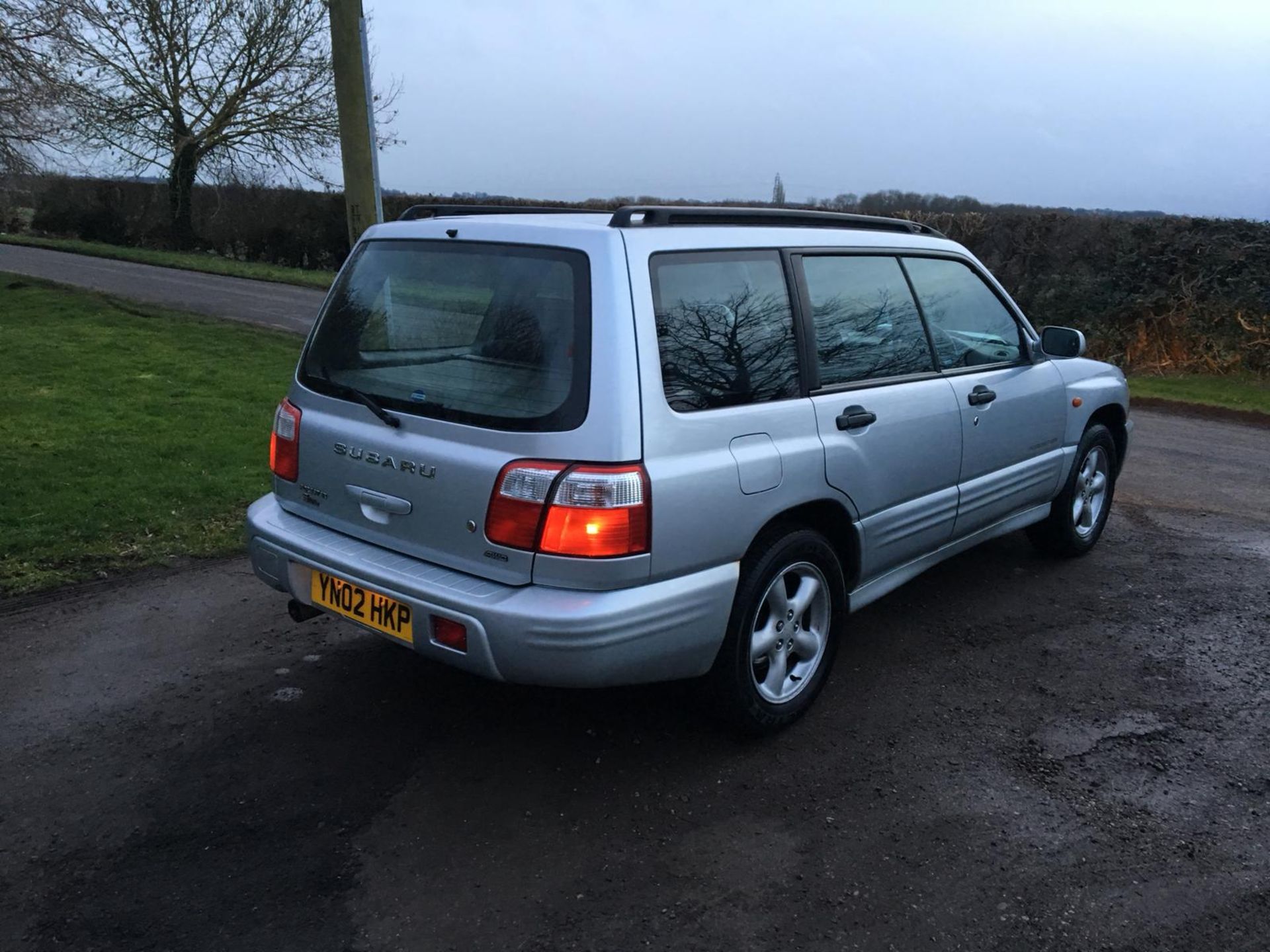 2002/02 REG SUBARU FORESTER S TURBO AWD AUTOMATIC 2.0 PETROL SILVER ESTATE *NO VAT* - Image 5 of 13