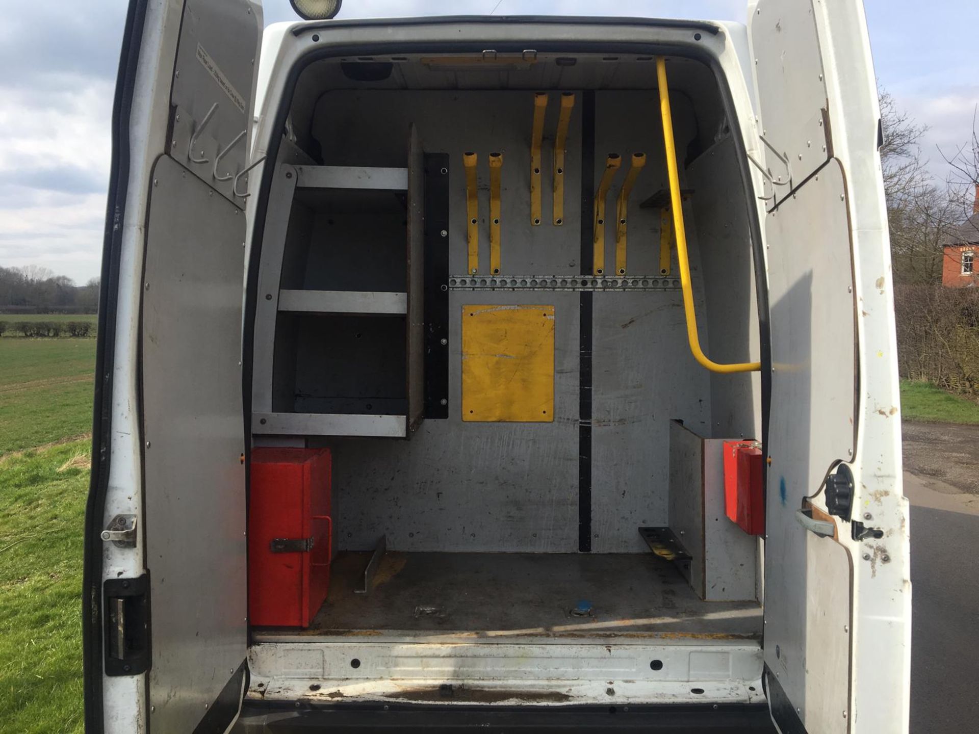 2011/61 REG FORD TRANSIT 100 T350L RWD DIESEL PANEL VAN, EX NETWORK RAIL & FULL HISTORY *NO VAT* - Image 11 of 22