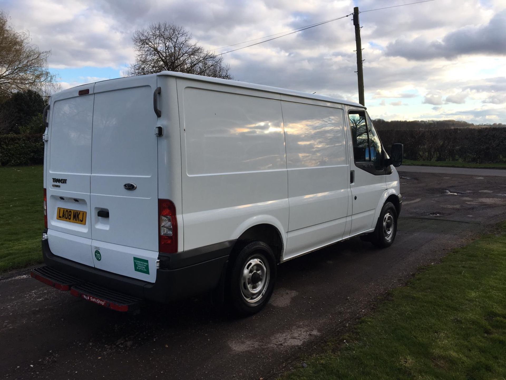 2008/08 REG FORD TRANSIT 85 T280S FWD WHITE DIESEL PANEL VAN, SHOWING 0 FORMER KEEPERS *NO VAT* - Image 6 of 14