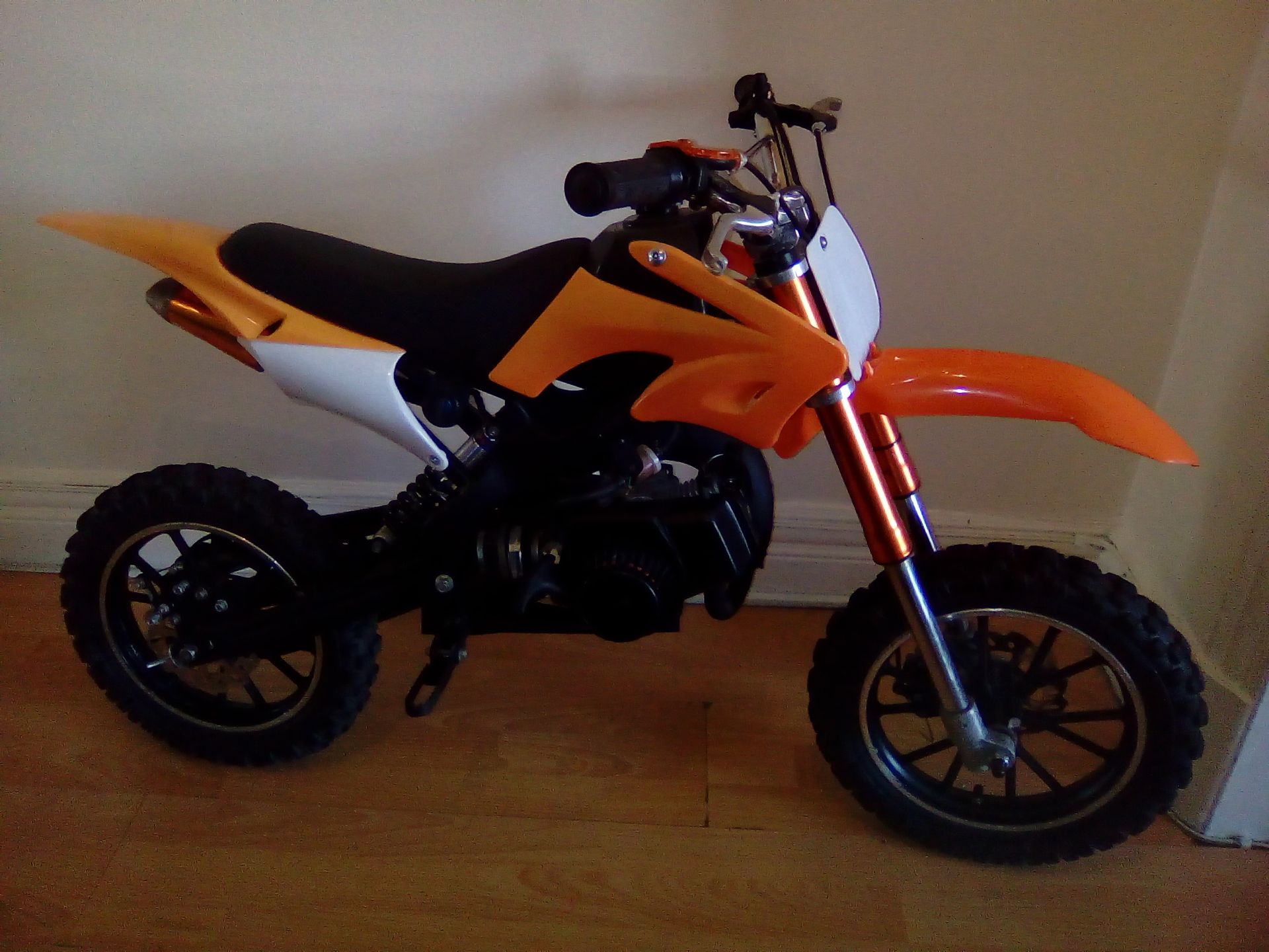 49cc DIRT BIKE *NO VAT* - Image 2 of 3