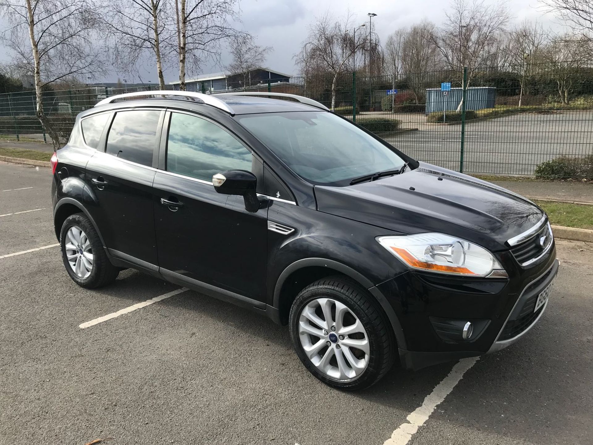 2010/60 REG FORD KUGA TITANIUM TDCI 140 2.0 DIESEL BLACK ESTATE *NO VAT*