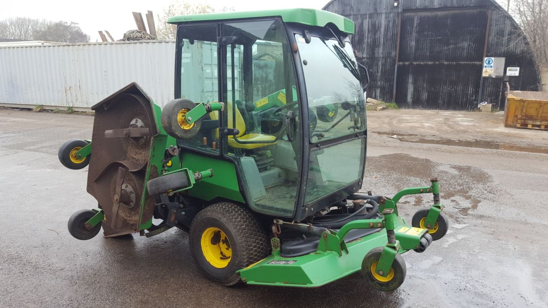 JOHN DEERE 1600 WIDE AREA MOWER / BAT WING RIDE ON MOWER *PLUS VAT*