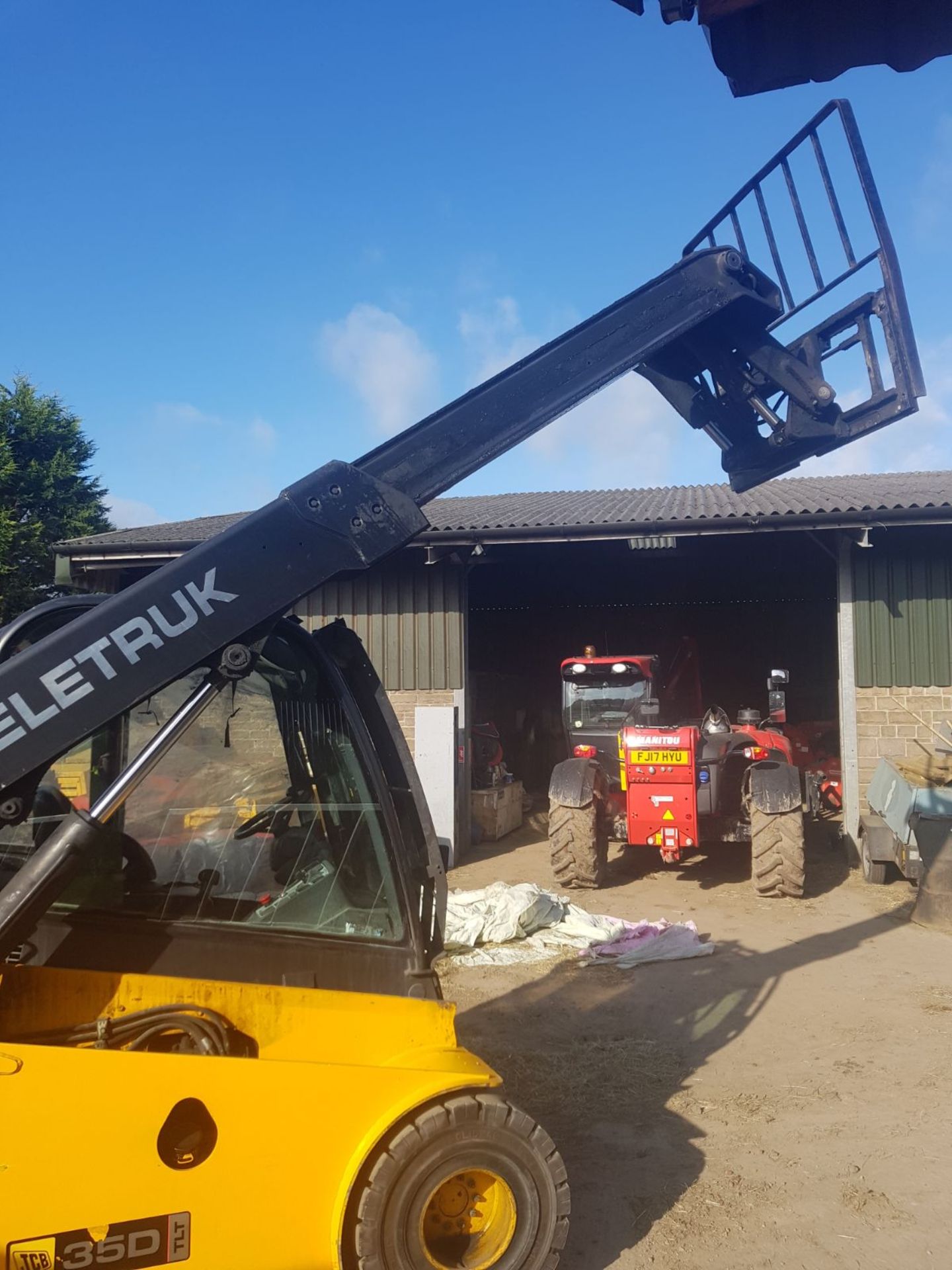 2004 JCB 35D TELETRUK TLT 5200KG *PLUS VAT* - Image 4 of 9