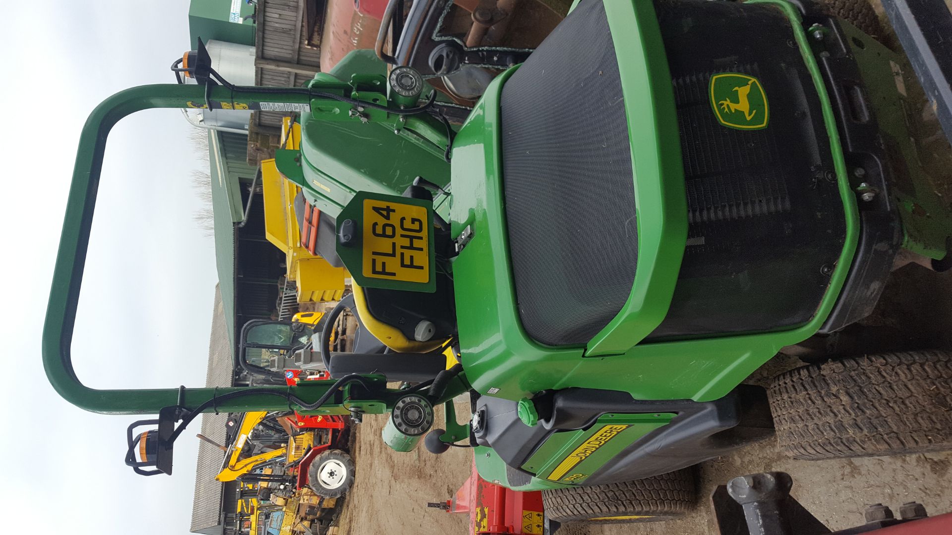 2015/64 REG JOHN DEERE 1570 TERRAIN CUT RIDE ON LAWN MOWER WITH FLAIL MOWER *PLUS VAT* - Image 3 of 14