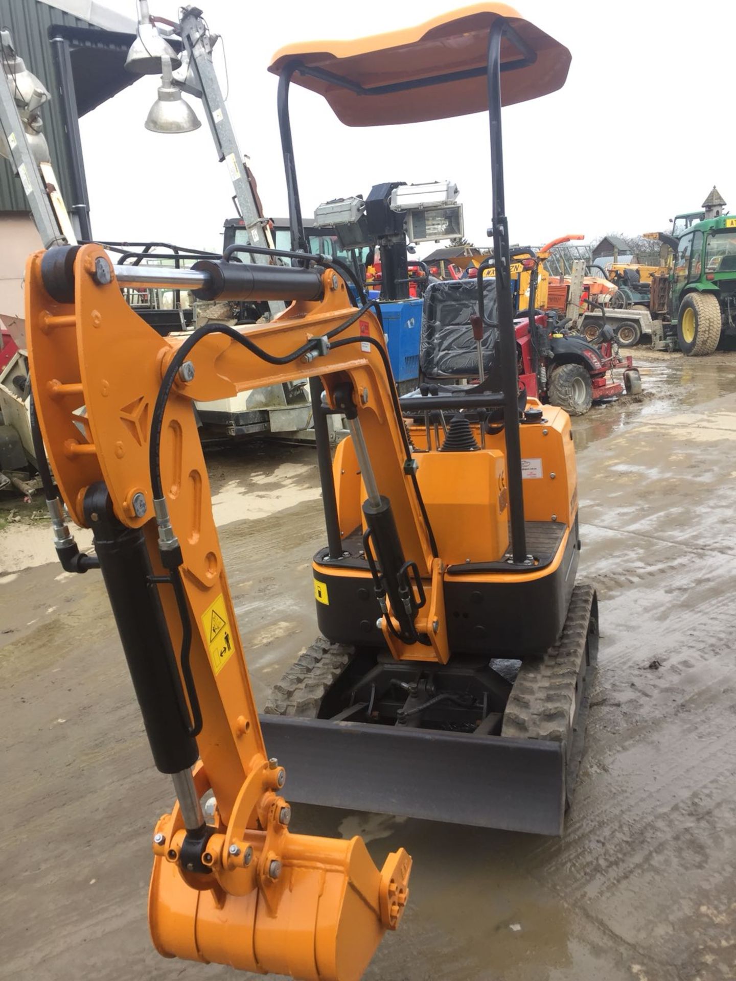 BRAND NEW MINI TRACKED EXCAVATOR MICRO RHINOCEROS XN08 *PLUS VAT* - Bild 9 aus 16