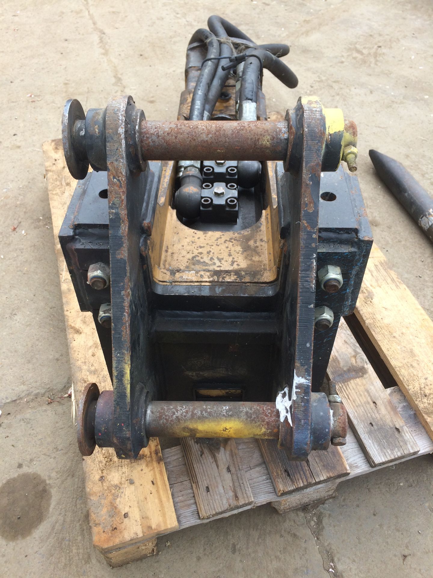 DM - 1X INDECO MES 621 HYDRAULIC BREAKER TO FIT JCB3CX *PLUS VAT*   COLLECTION / VIEWING FROM - Bild 3 aus 4