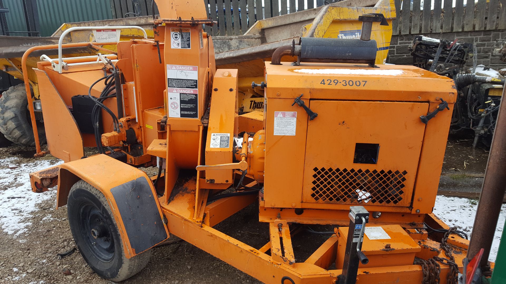 WOODCHUCK W/C 17 TOWABLE SINGLE AXLE WOOD CHIPPER, SHOWING 14 HOURS (UNVERIFIED) *PLUS VAT*