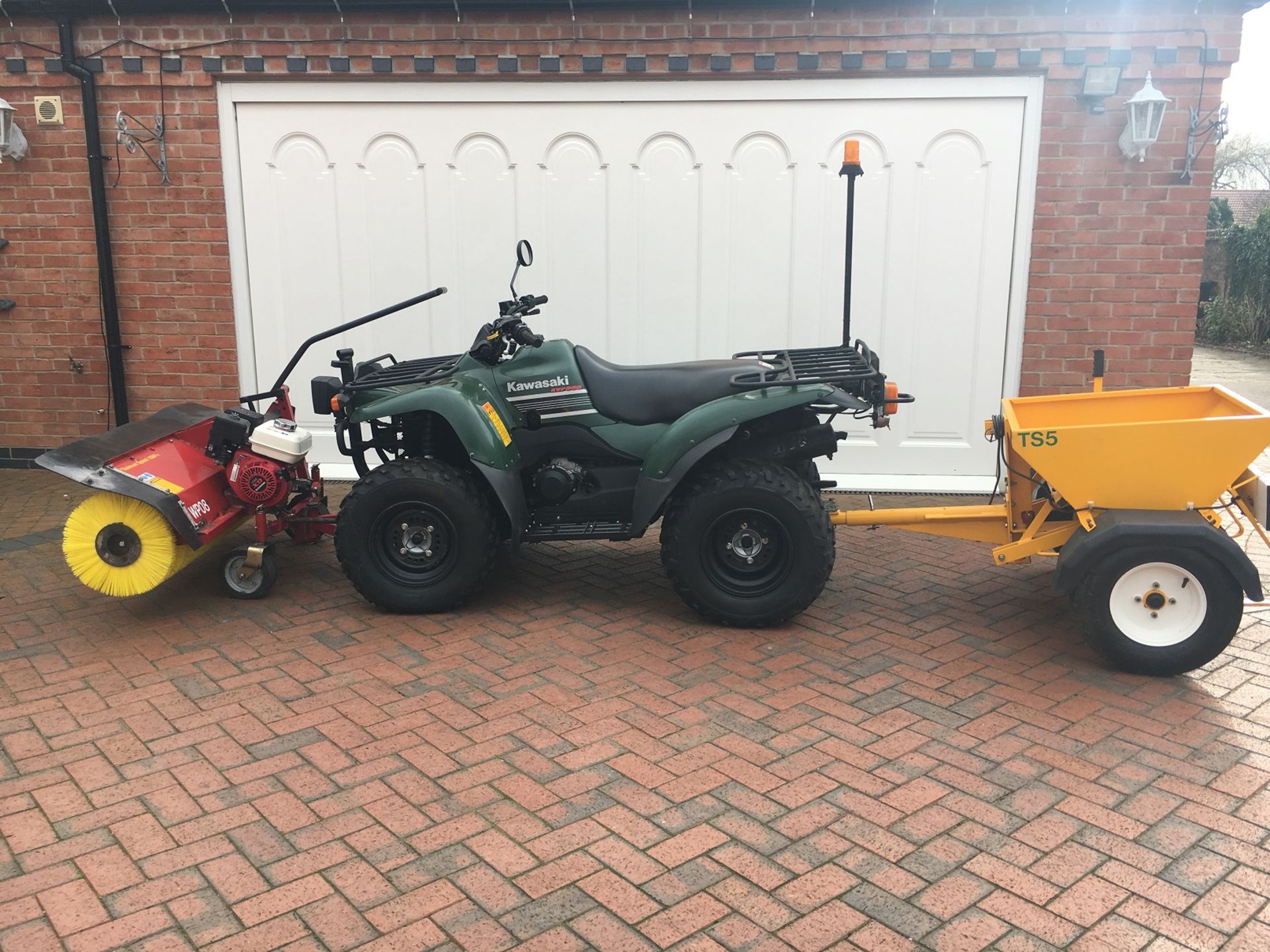 KAWASAKI KVF360 QUAD C/W LOGIC POWERED BRUSH & REAR GRITTER, ONLY 378 MILES GENUINE *PLUS VAT*