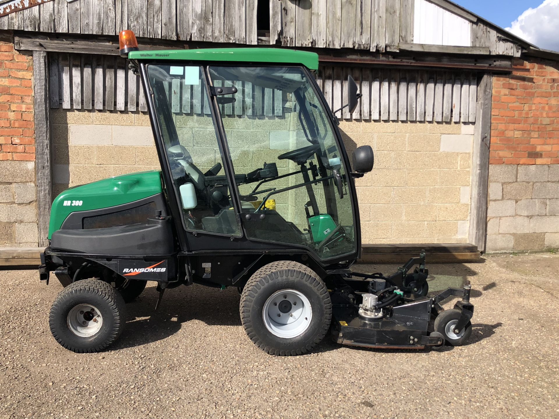 RANSOMES HR3300T UPFRONT ROTARY MOWER 1 OWNER FROM NEW *PLUS VAT*