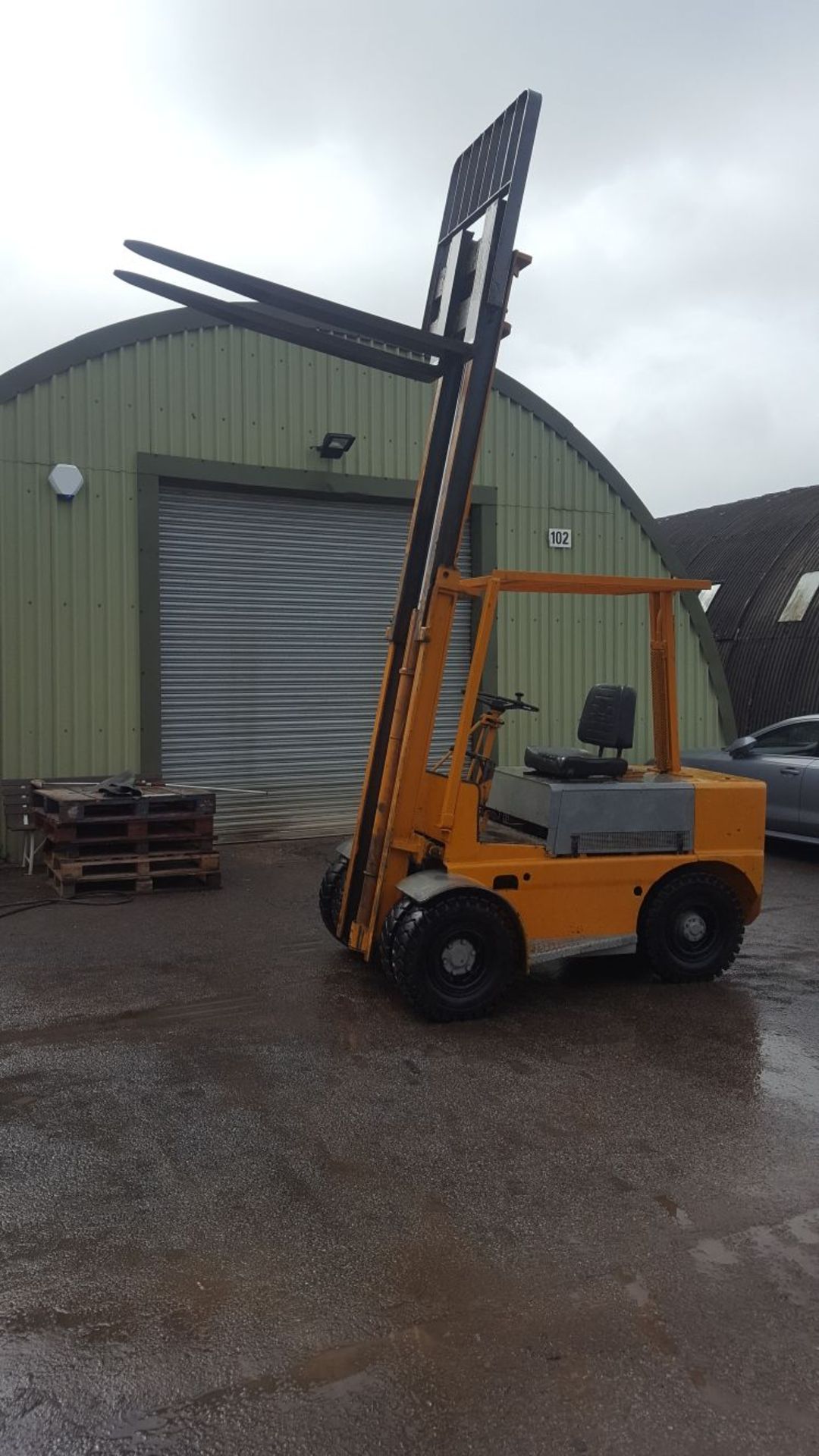 TWIN WHEEL 4 TONNE FORKLIFT / FORKTRUCK WITH 6FT FORKS *PLUS VAT* - Image 3 of 9