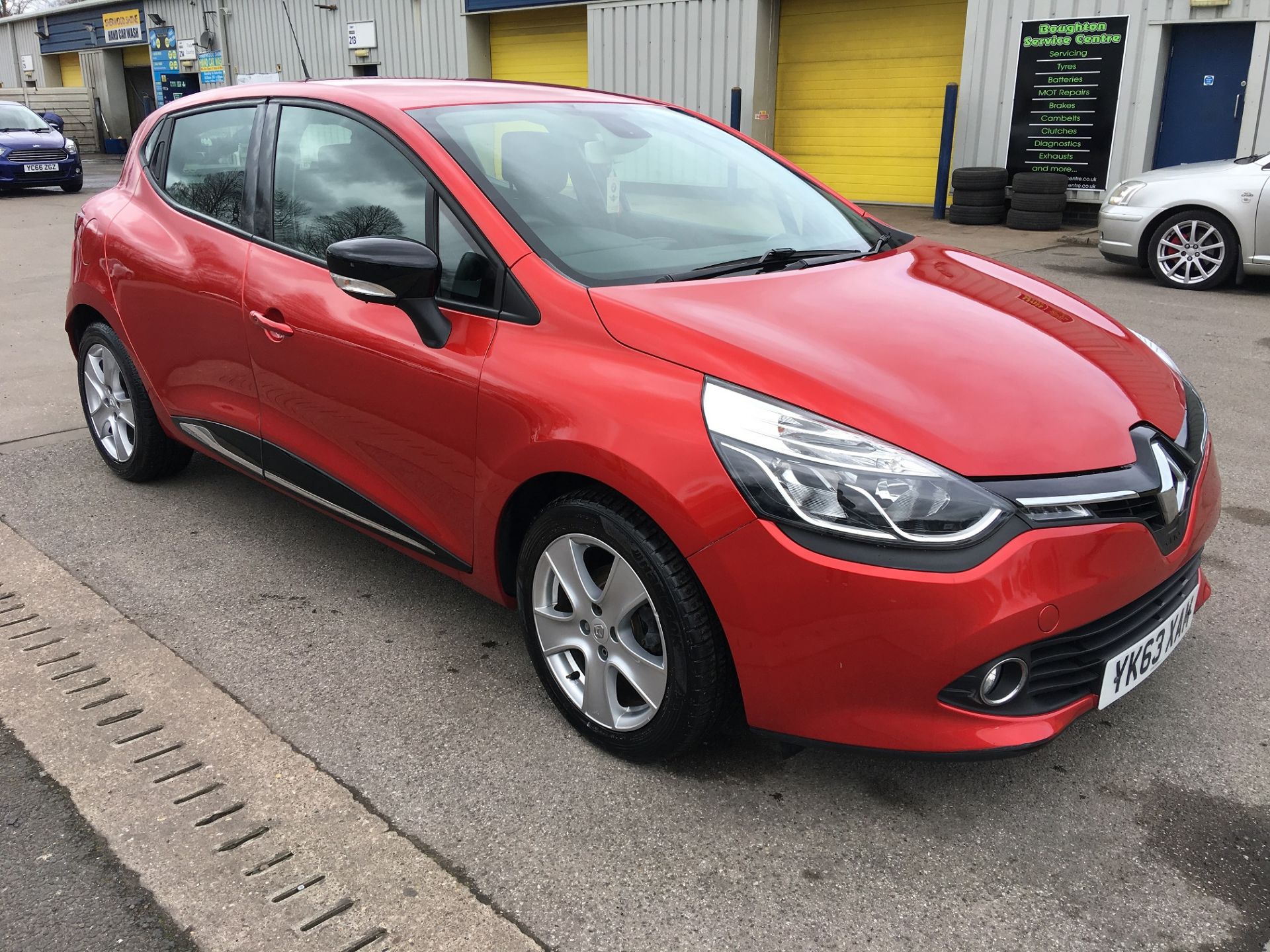 2013/63 REG RENAULT CLIO DYNAMIQUE M-NAV ENERGY TCE ECO2 900CC RED 5 DOOR HATCHBACK *NO VAT*