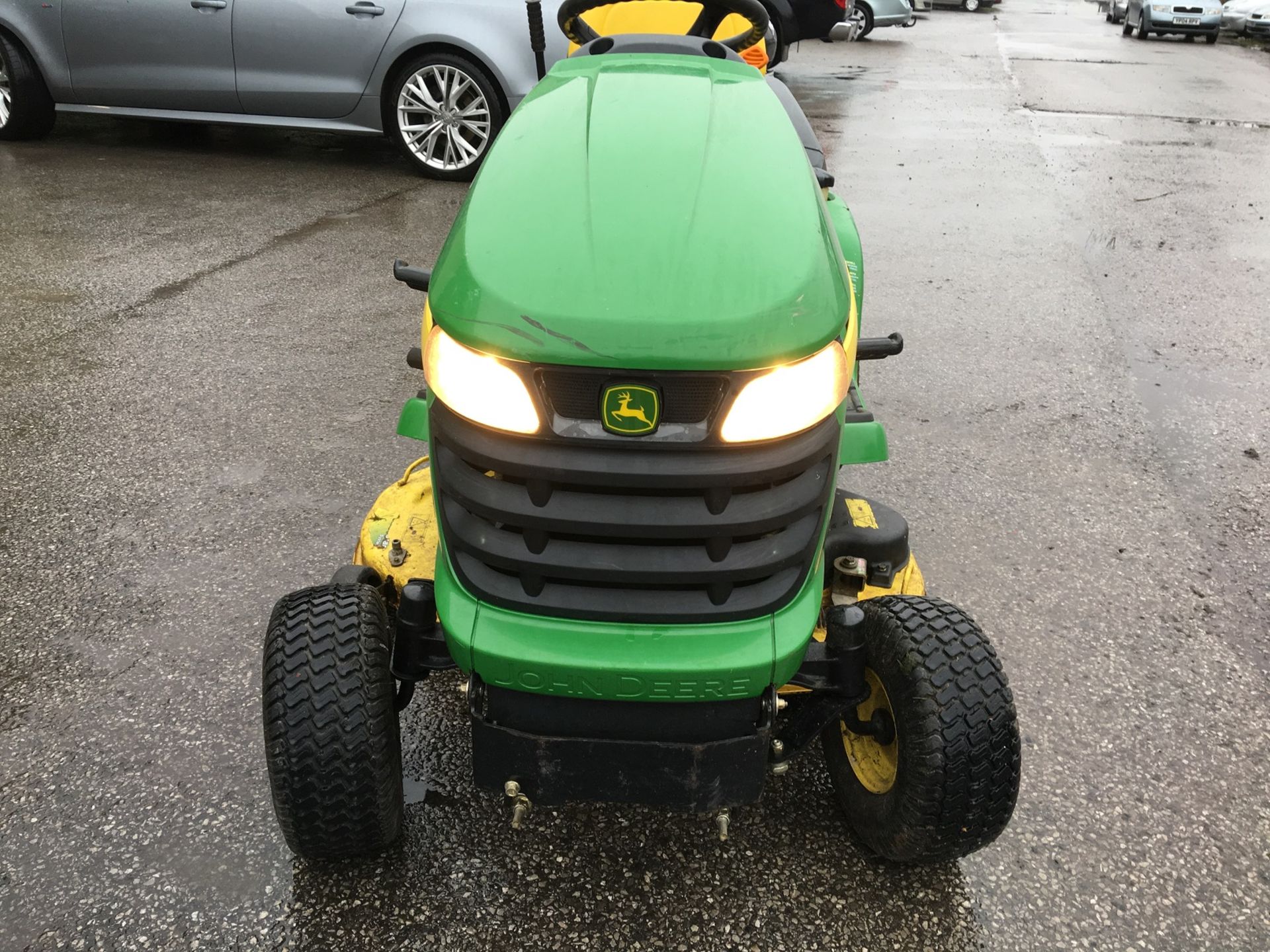 2007 JOHN DEERE X300R GREEN/YELLOW RIDE ON LAWN MOWER *NO VAT* - Image 2 of 16