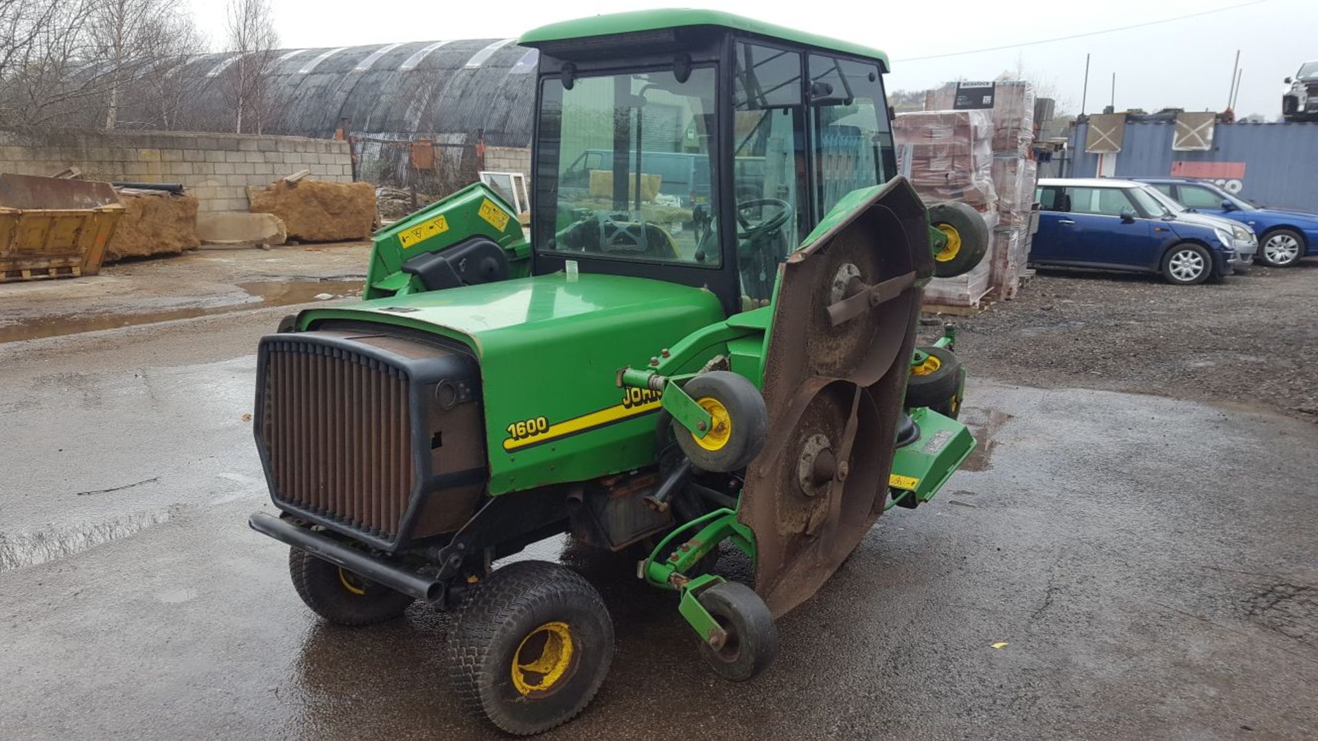 JOHN DEERE 1600 WIDE AREA MOWER / BAT WING RIDE ON MOWER *PLUS VAT* - Image 5 of 19