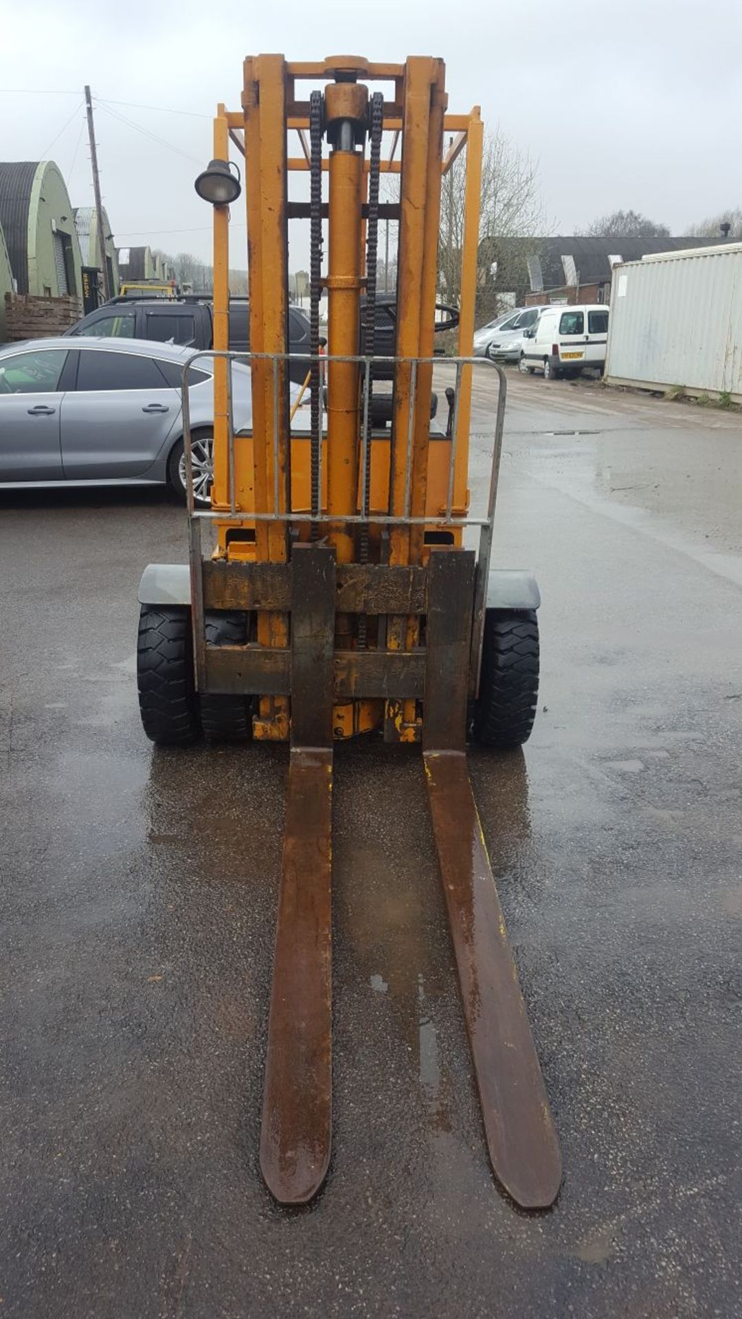 TWIN WHEEL 4 TONNE FORKLIFT / FORKTRUCK WITH 6FT FORKS *PLUS VAT* - Image 8 of 9